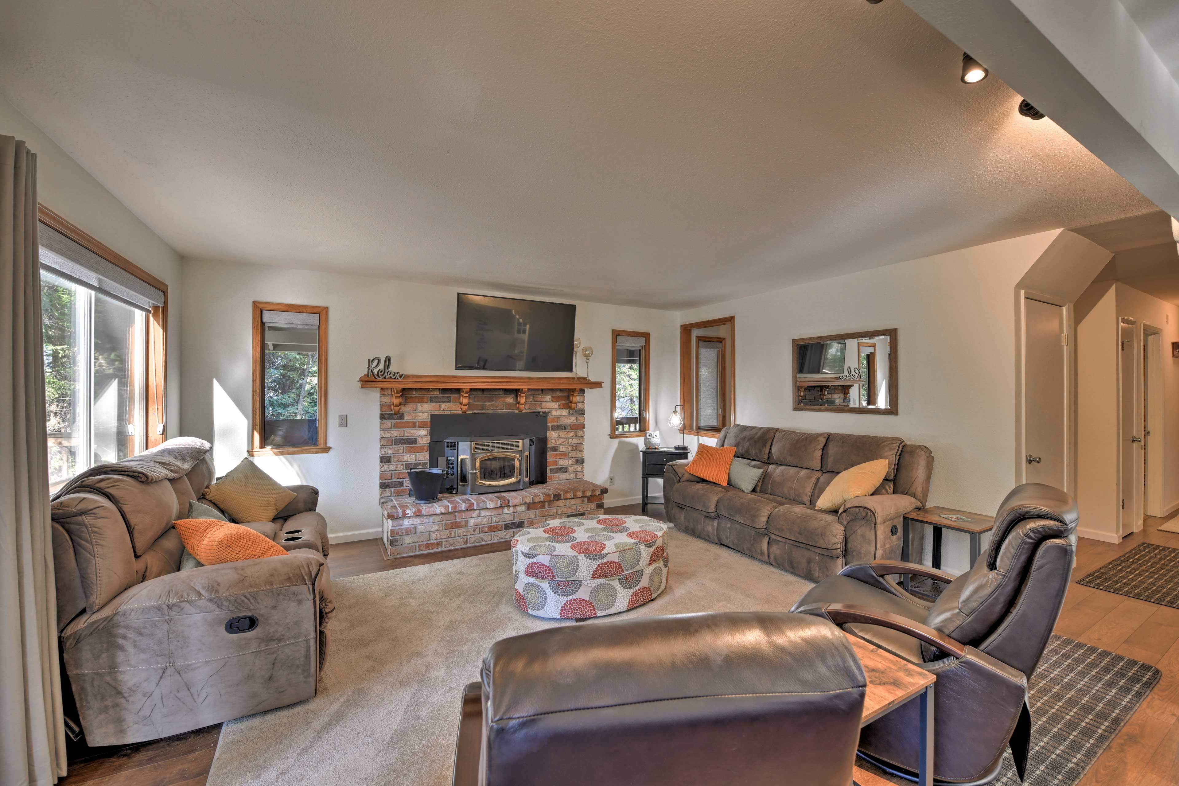 Interior | Living Room | Free WiFi