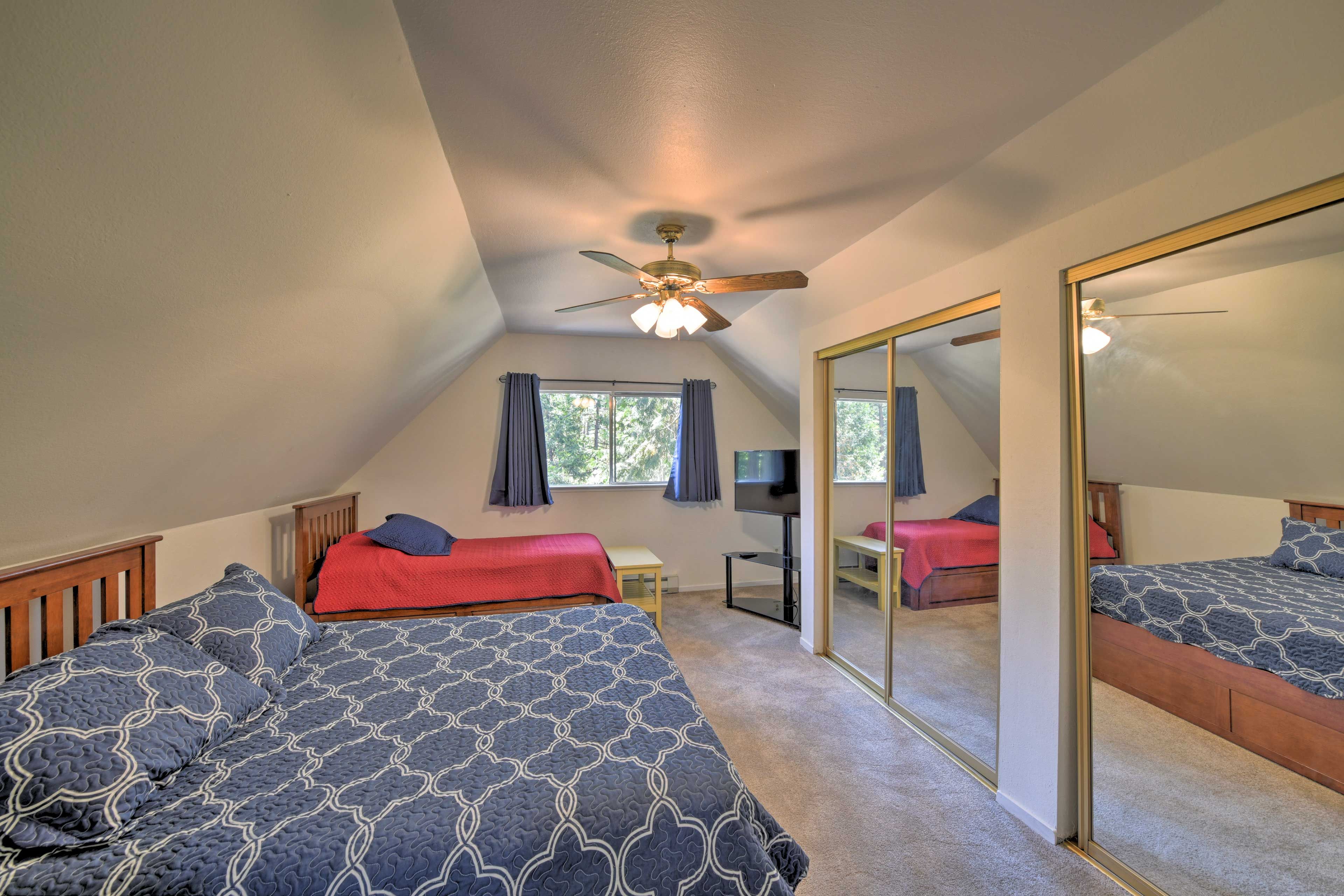 Bedroom 3 | Queen Bed | Twin Bed w/ Twin Trundle