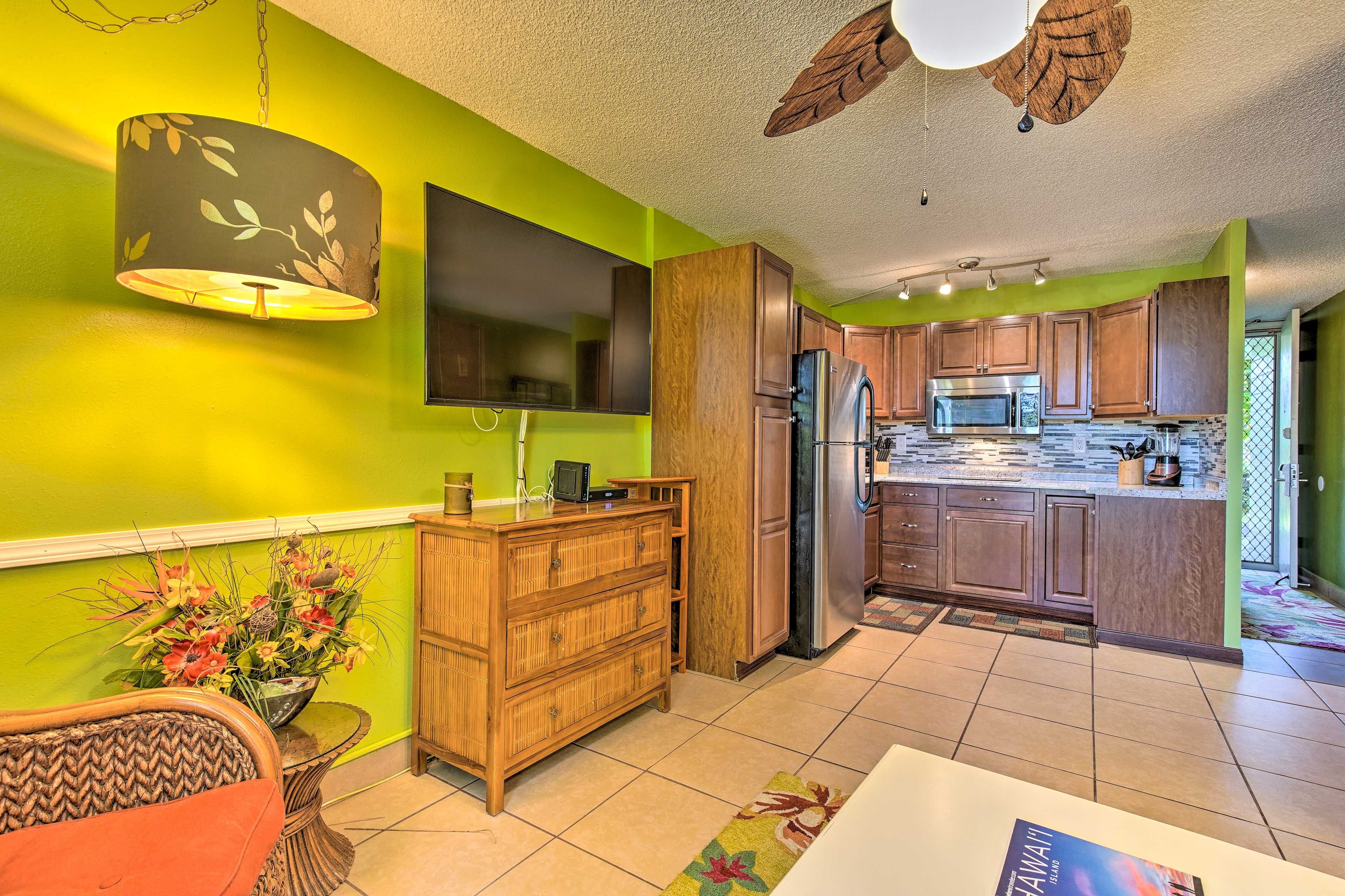 Living Area | Free WiFi | Smart TV