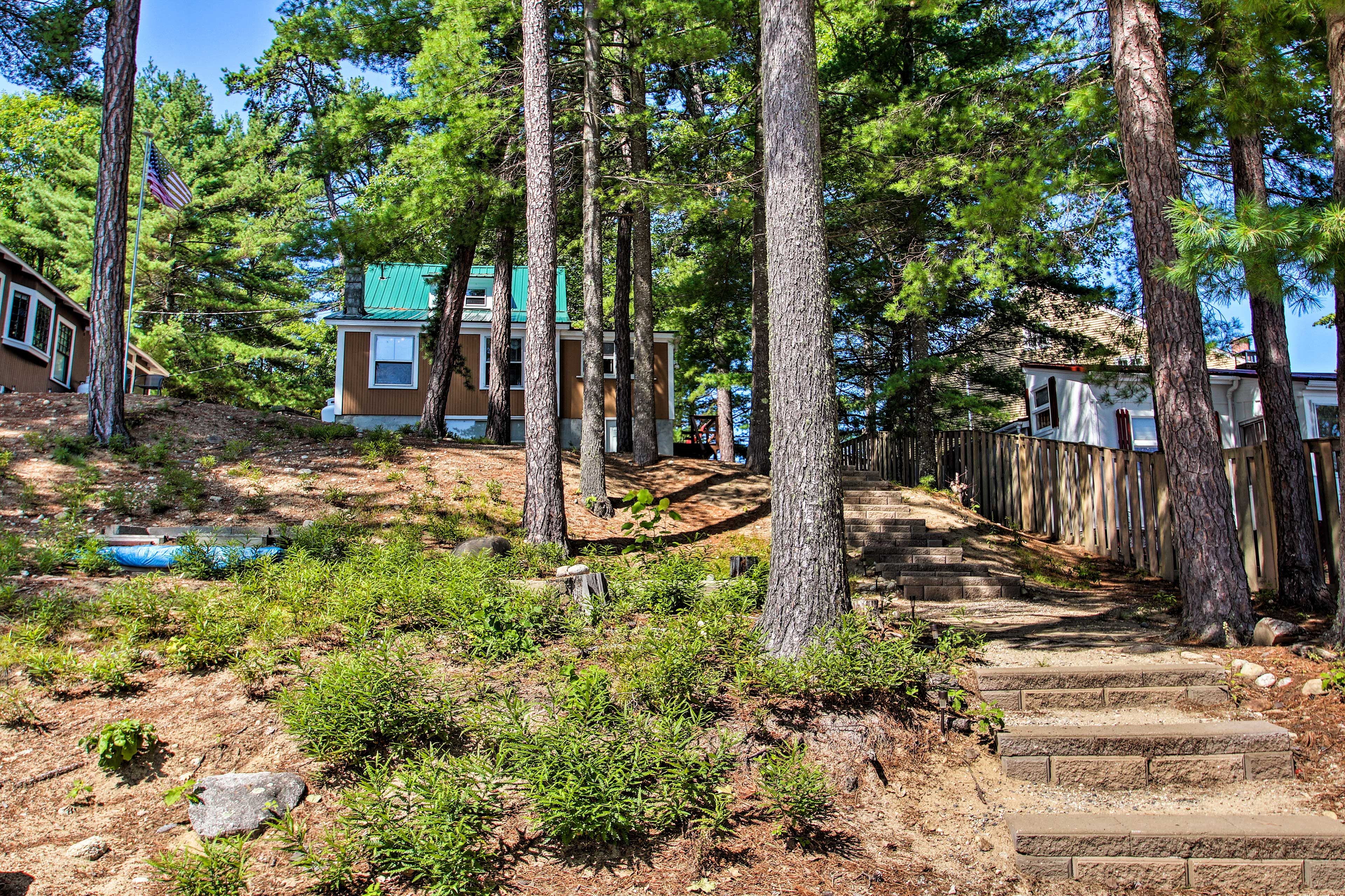 Easily walk back to the house from the lake.