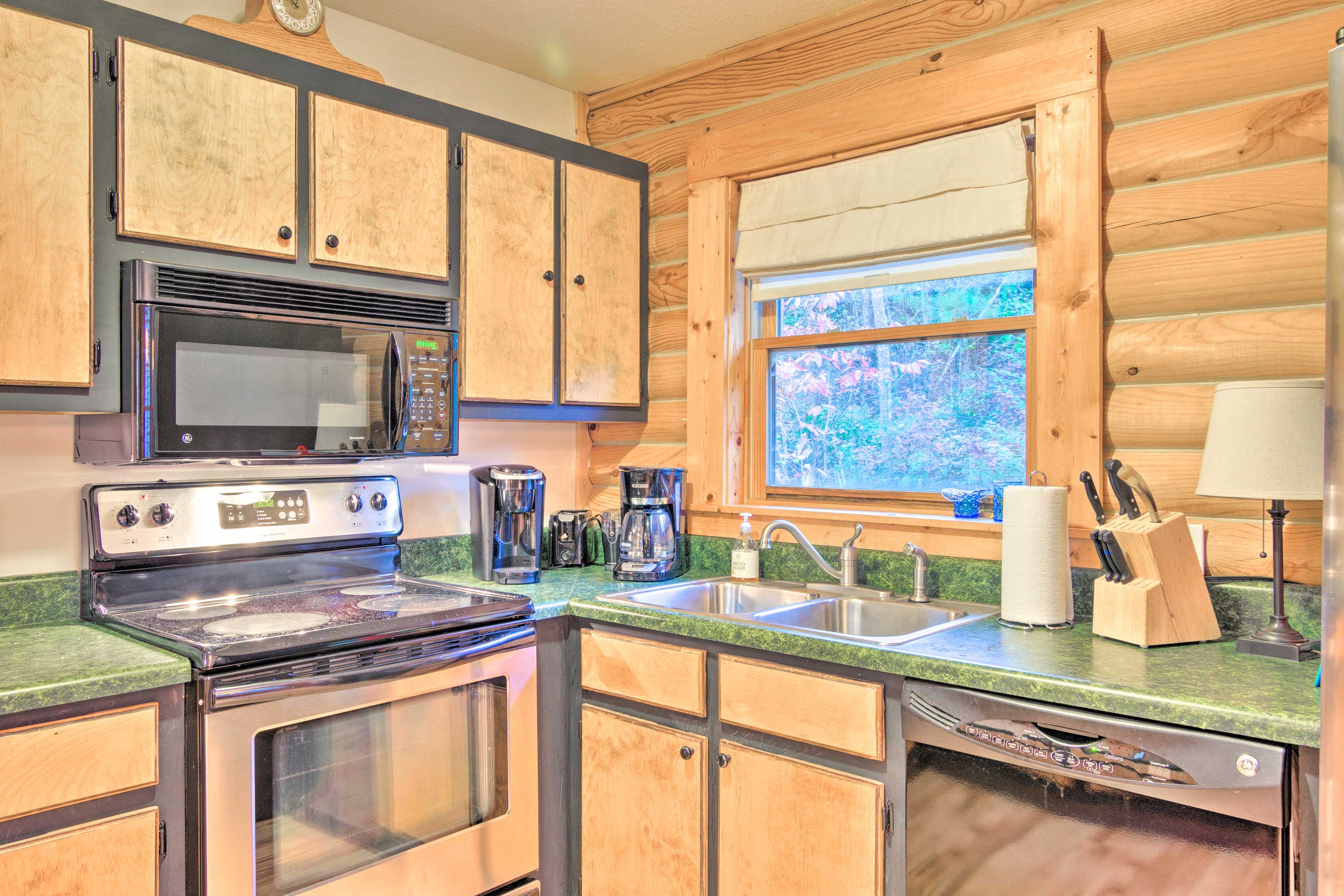 Fully Equipped Kitchen | Knife Set