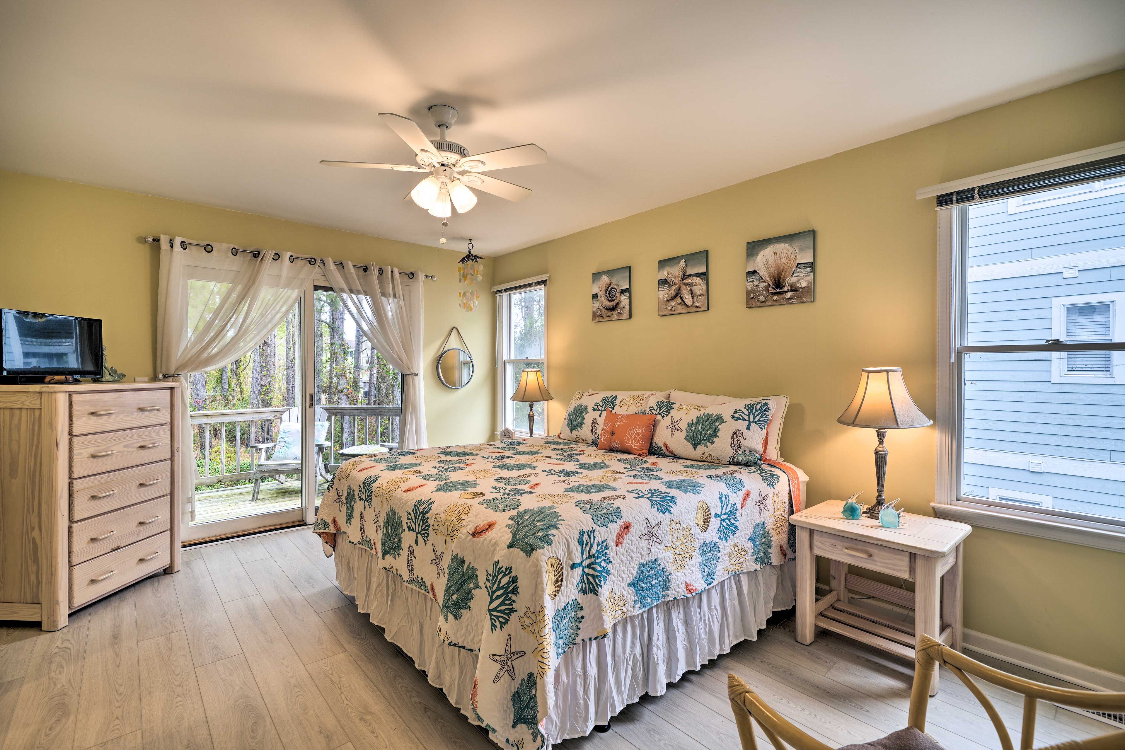 Bedroom 1 | California King Bed | Linens Provided