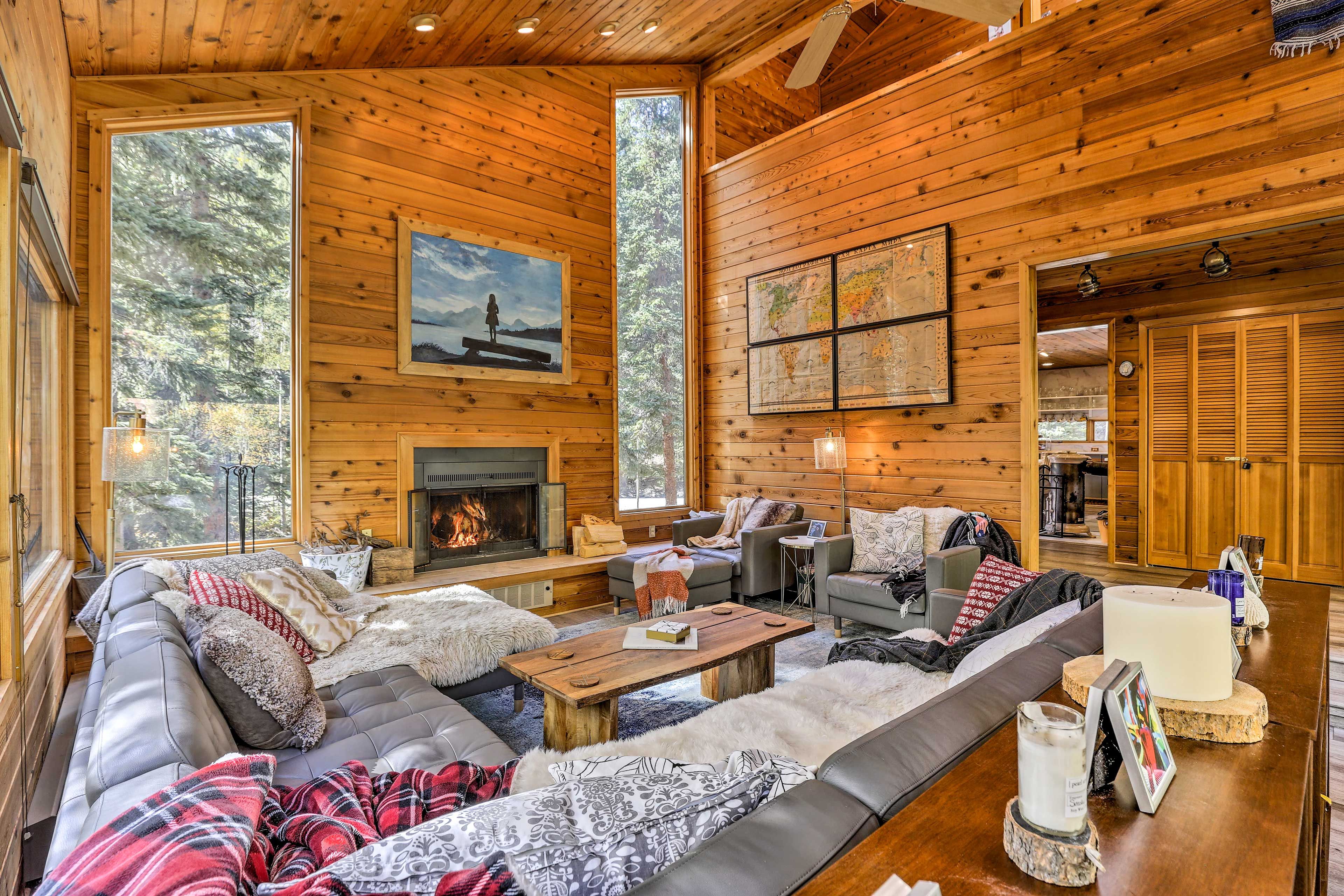 Living Room | Wood-Burning Fireplace