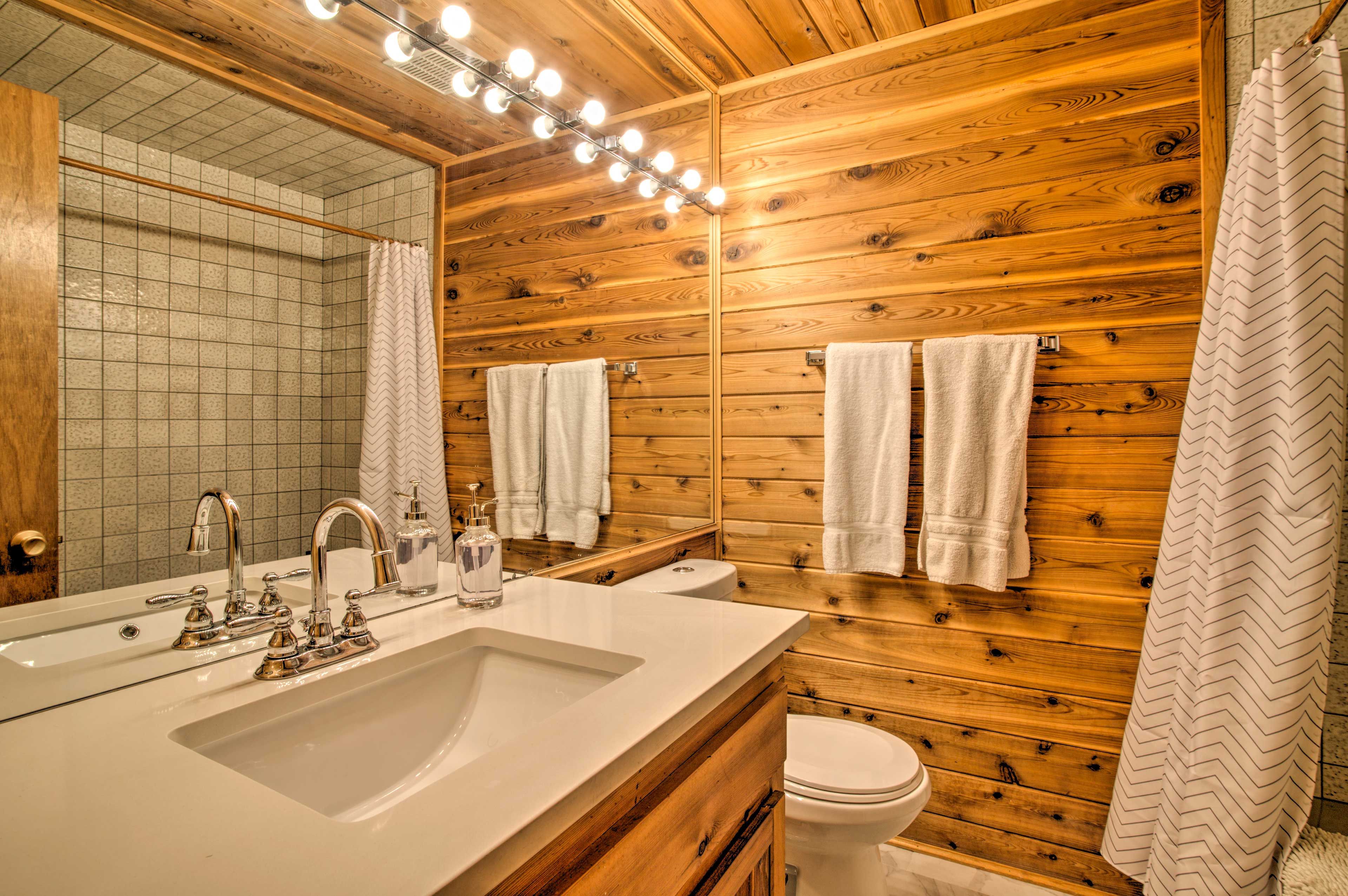 Full Bathroom