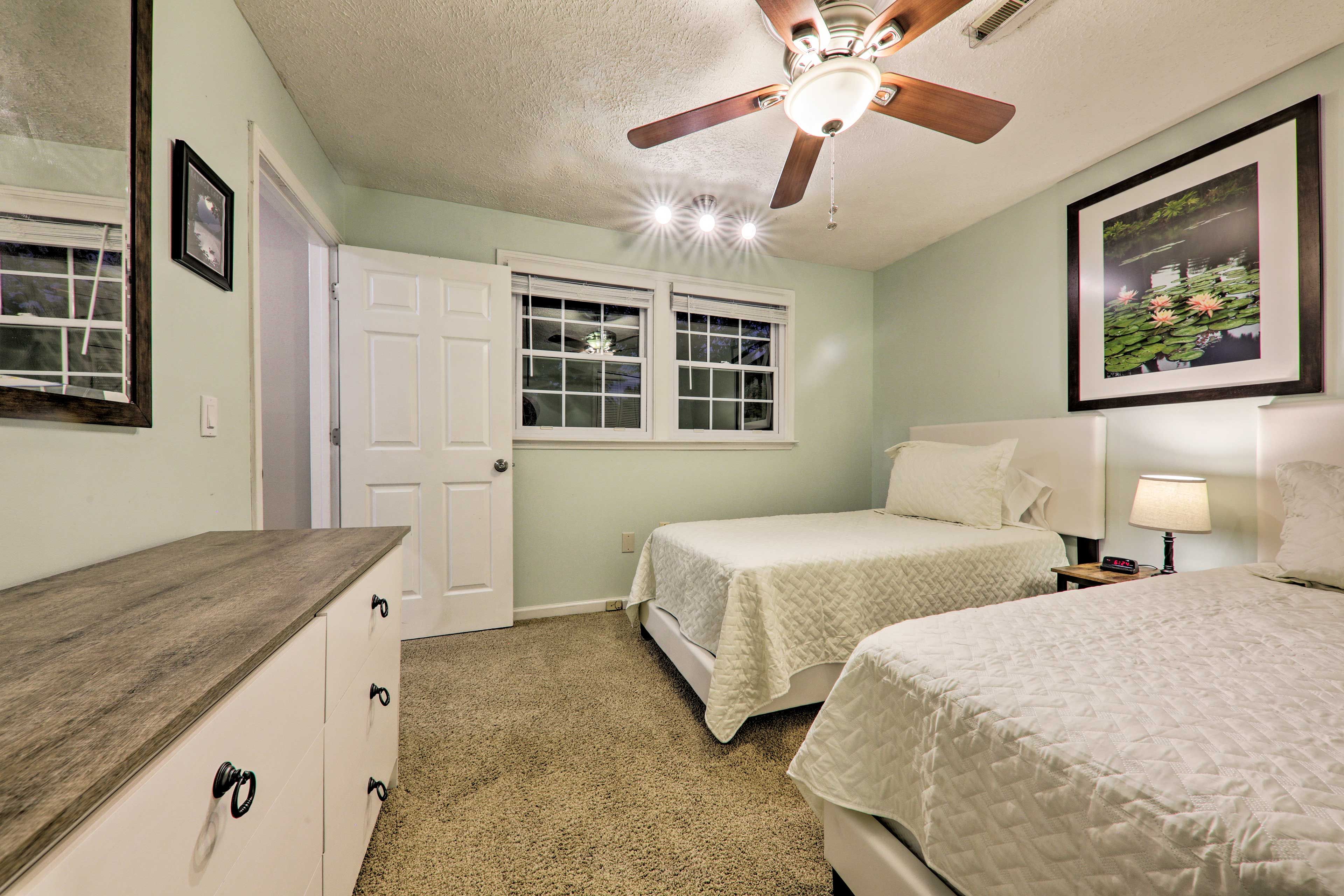 Bedroom 4 | 2 Twin Beds | 2nd Floor | Steps Required