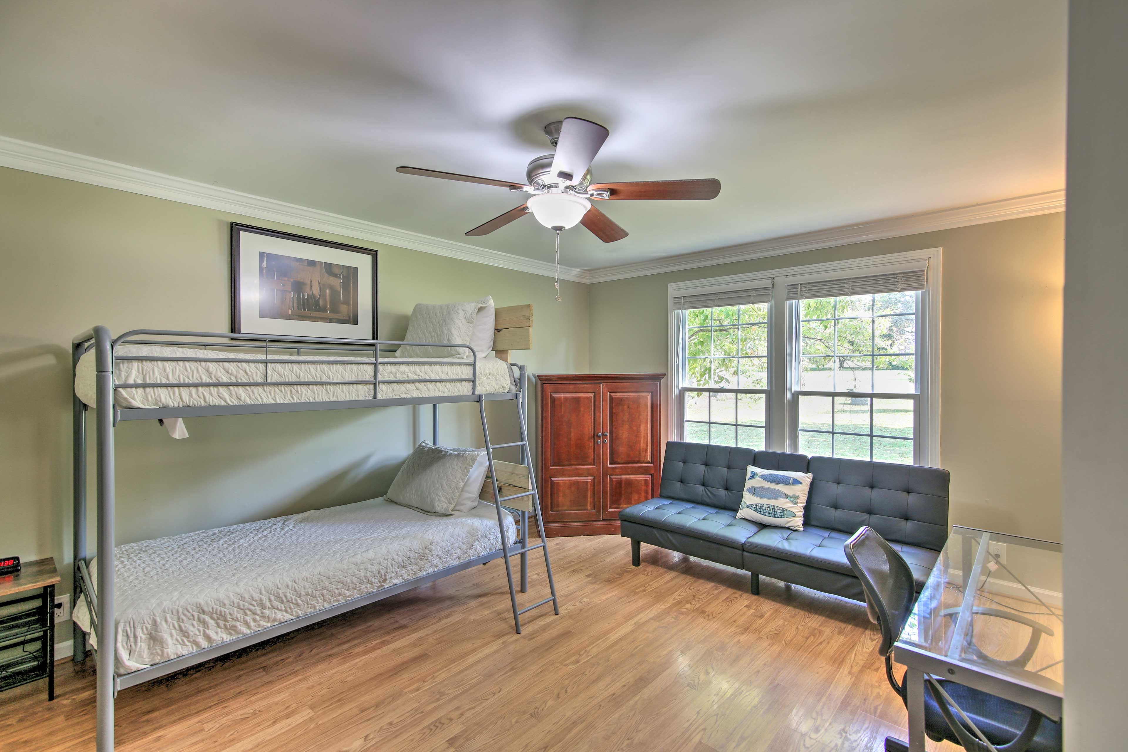 Office | Twin Bunk Bed, Futon