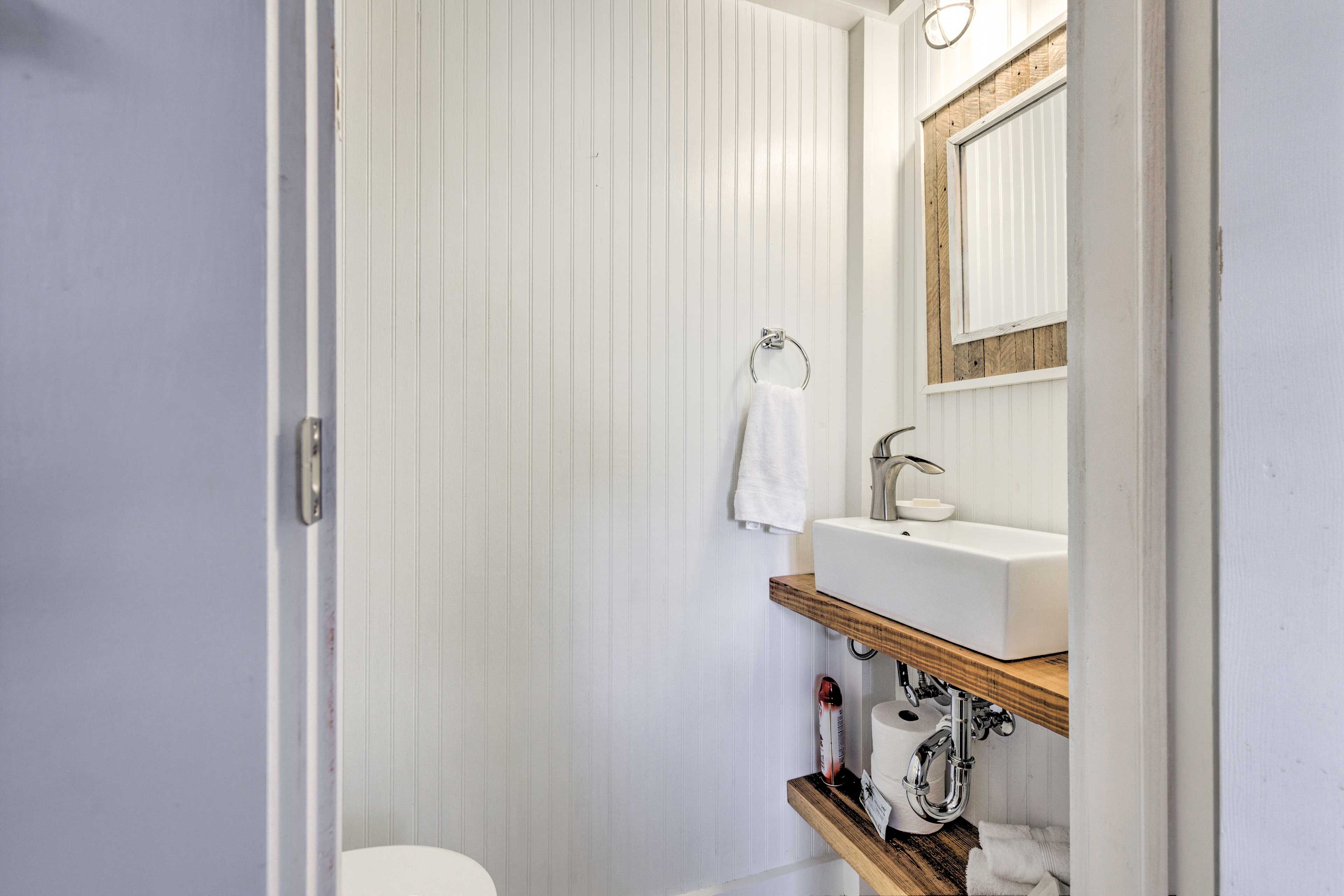 En-Suite Half Bathroom