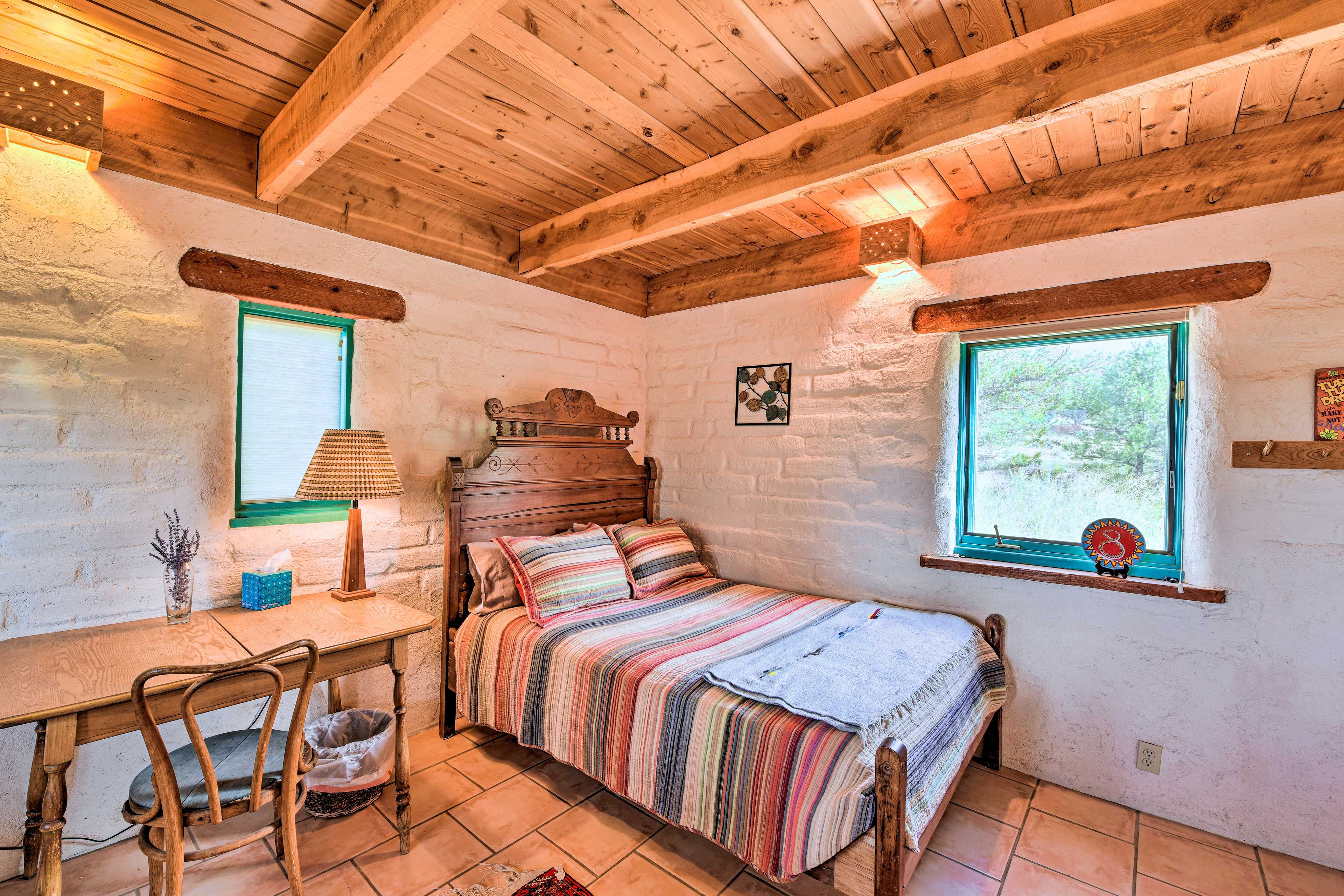 Bedroom 2 | Full Bed | Futon | Desk | 1st Floor