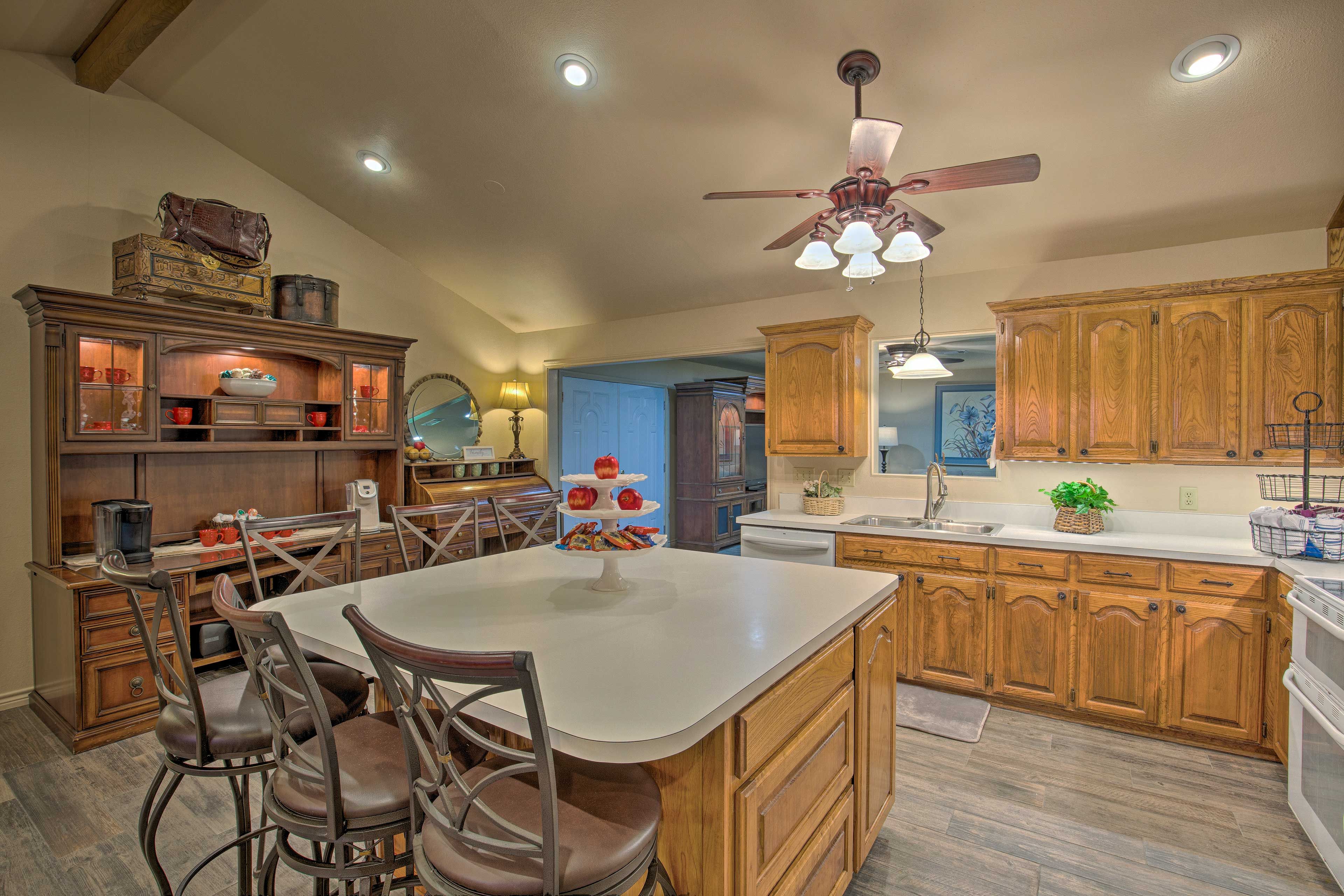 Kitchen | Cooking Basics | Island Seating | Keurig Coffee Maker