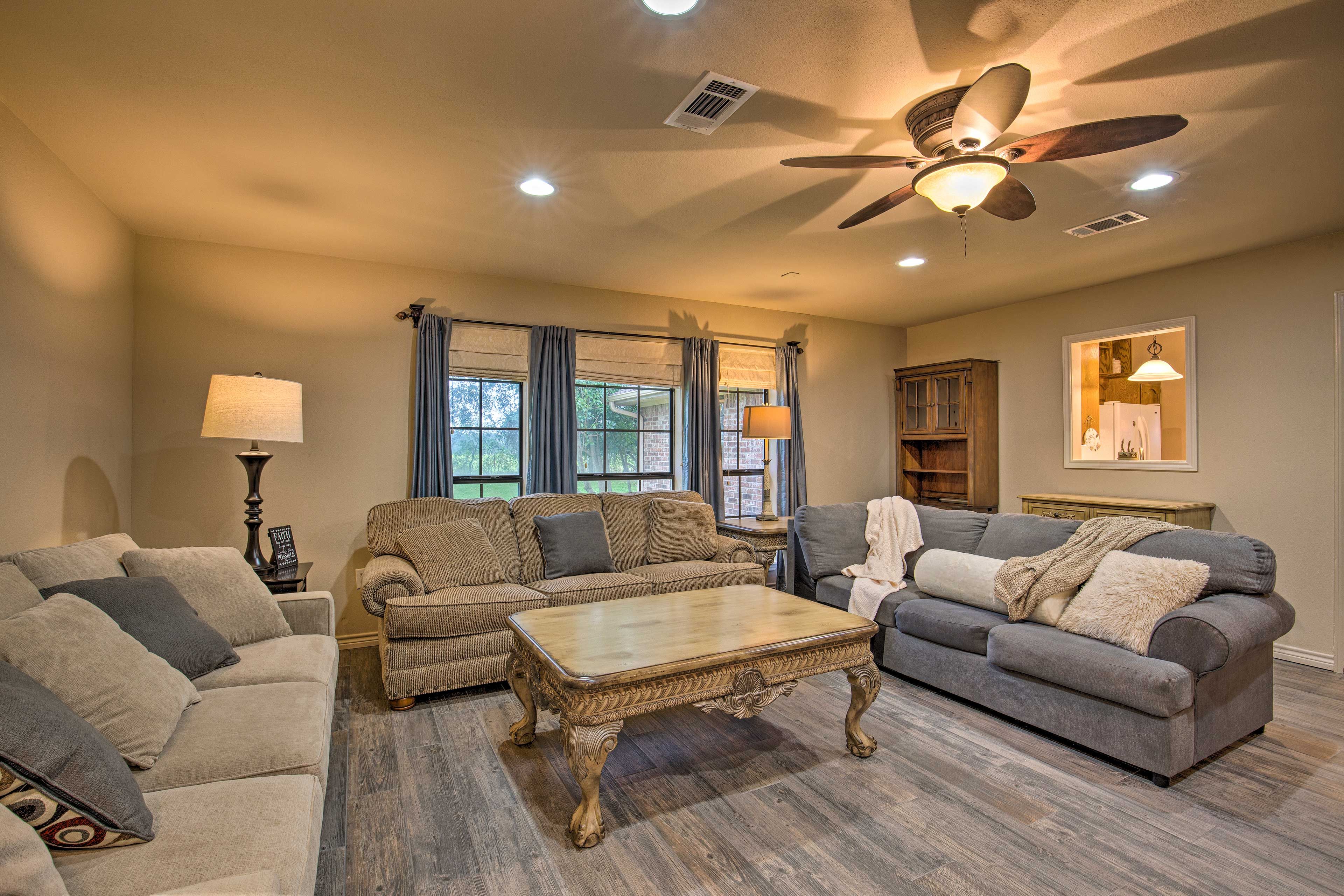 Living Room | Free WiFi | Updated Interior