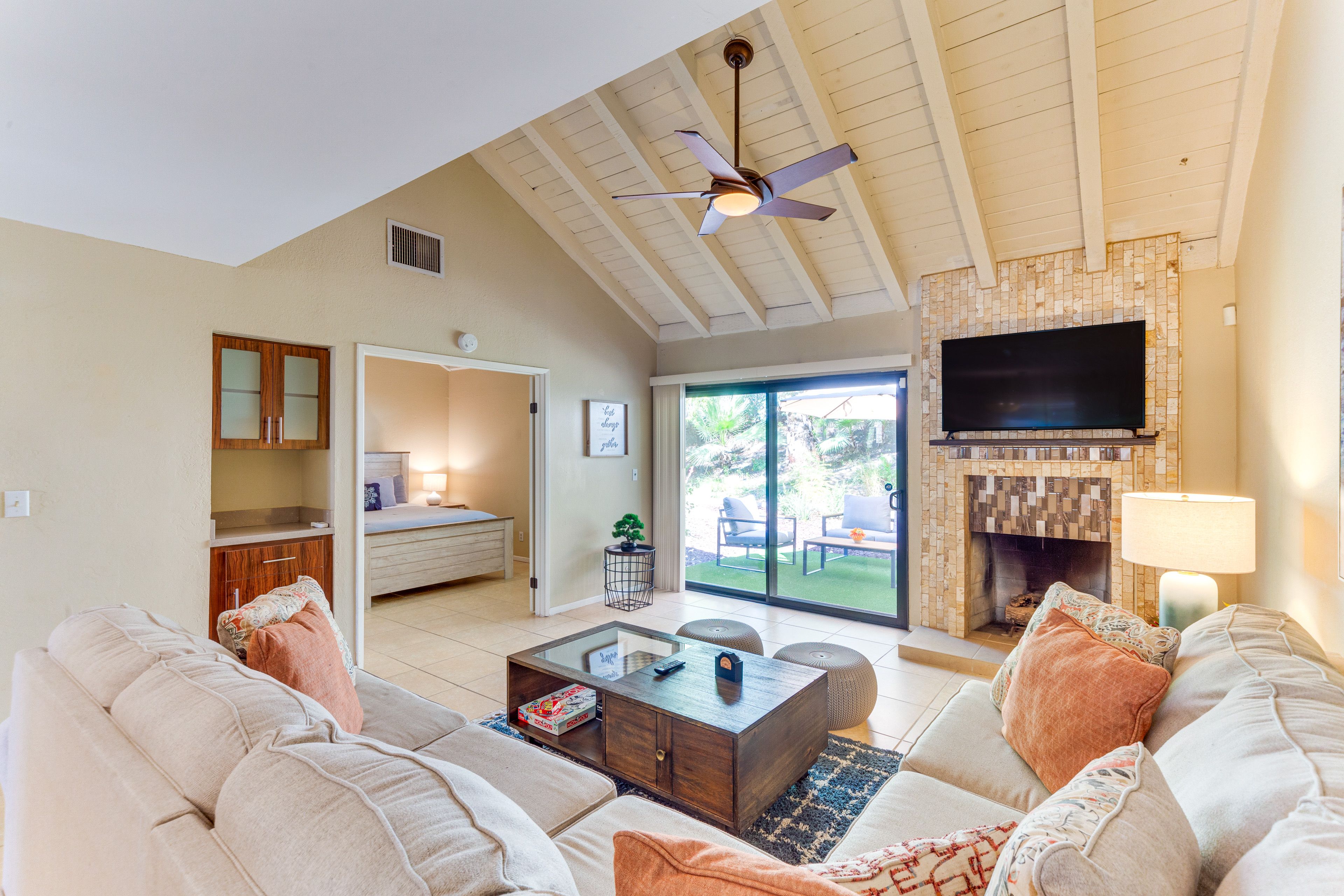Living Room | Free WiFi | Central A/C & Heat | Smart TV | 1st Floor