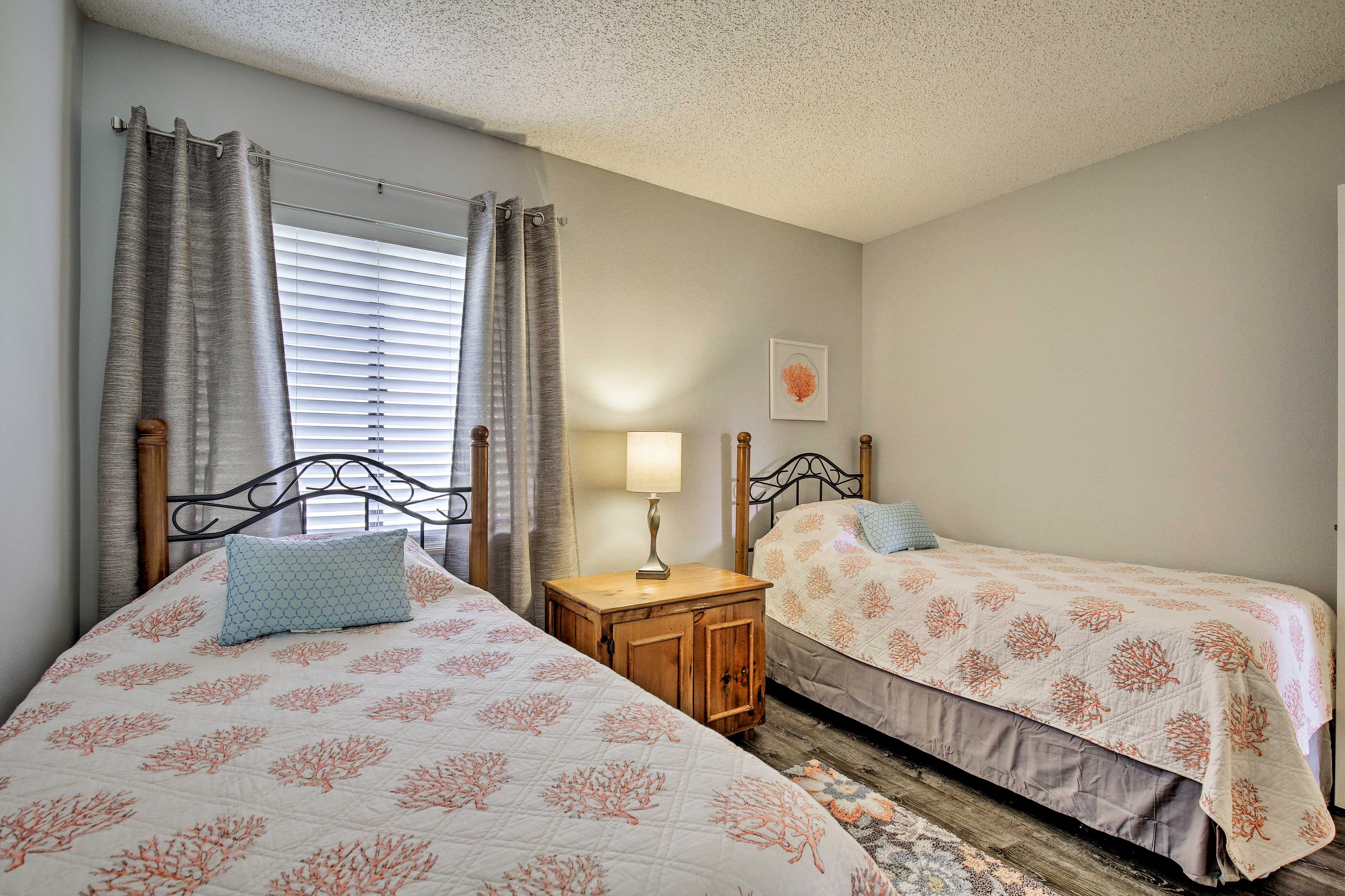 Bedroom 2 | 2 Twin Beds