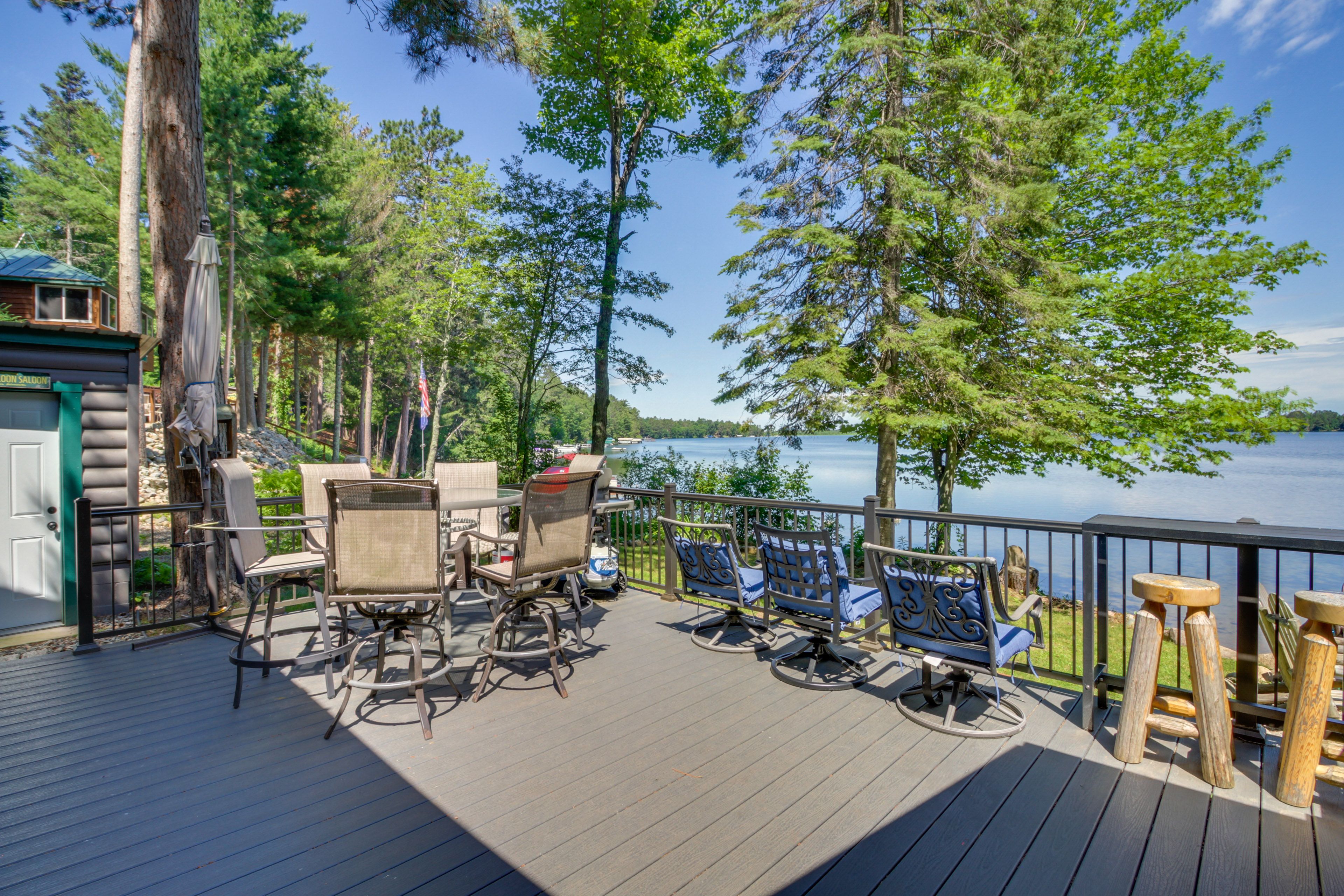 Furnished Deck