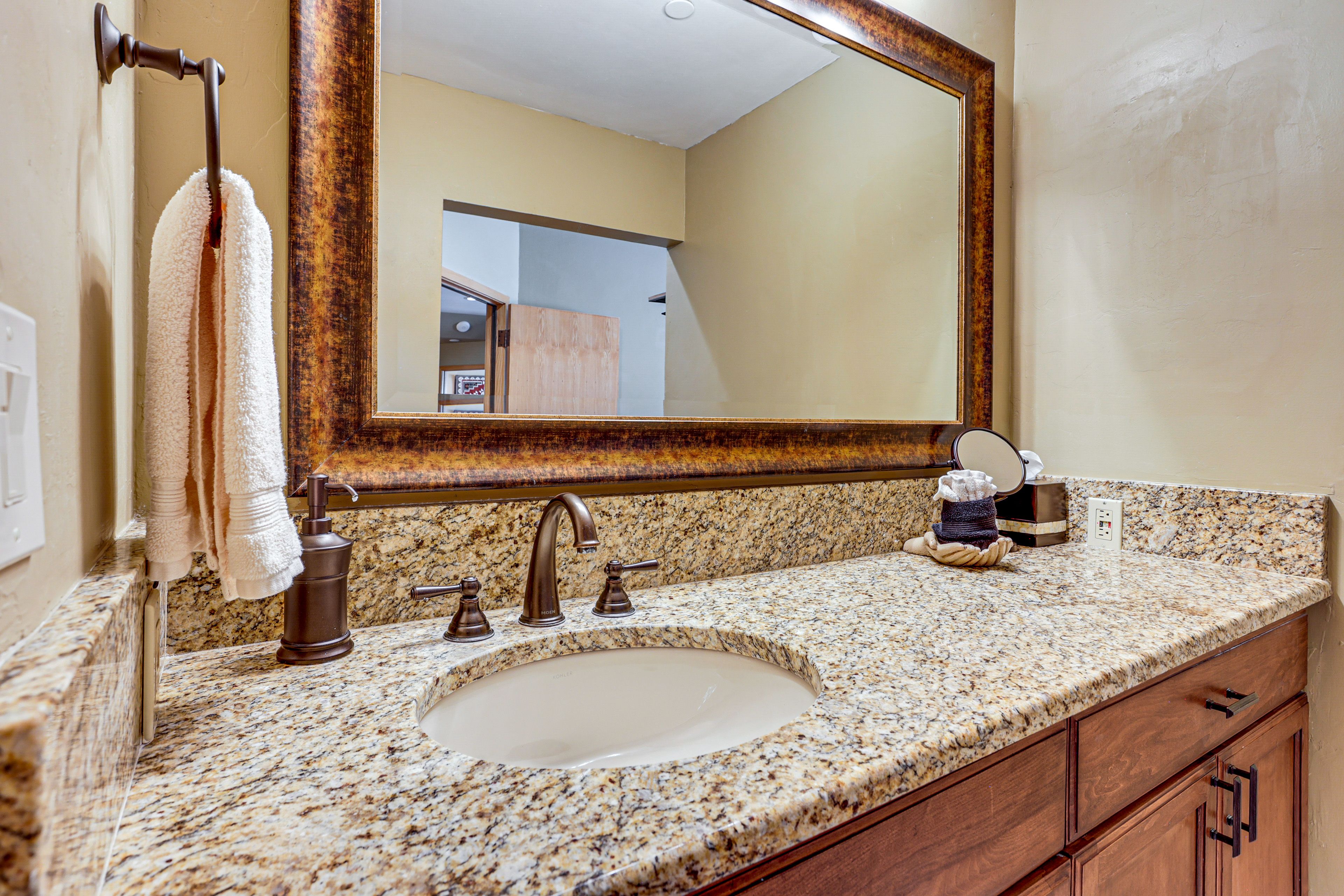 Full Bathroom | Walk-In Shower