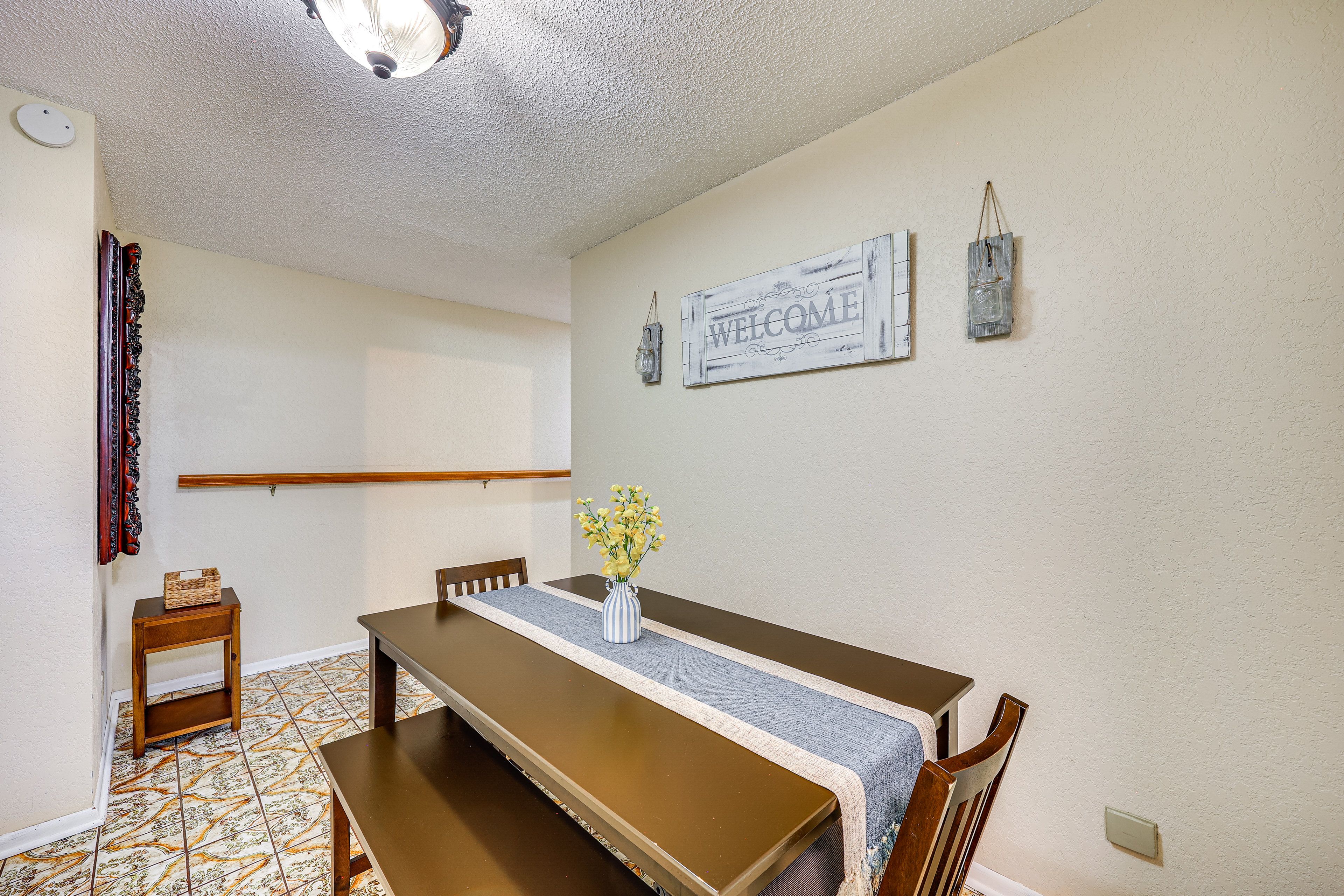 Dining Room | Dishware & Flatware