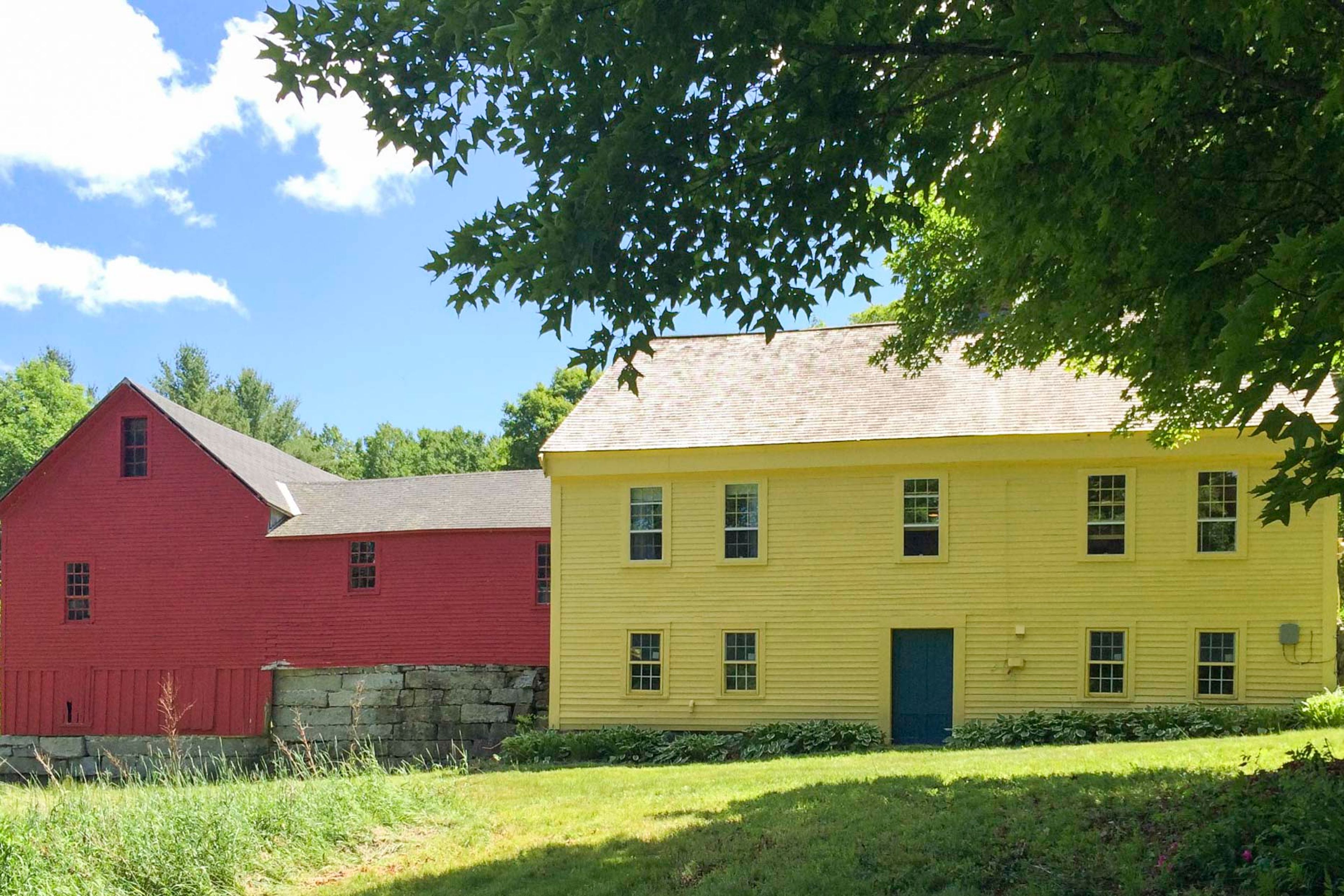 You'll love returning to this colorful home every day!