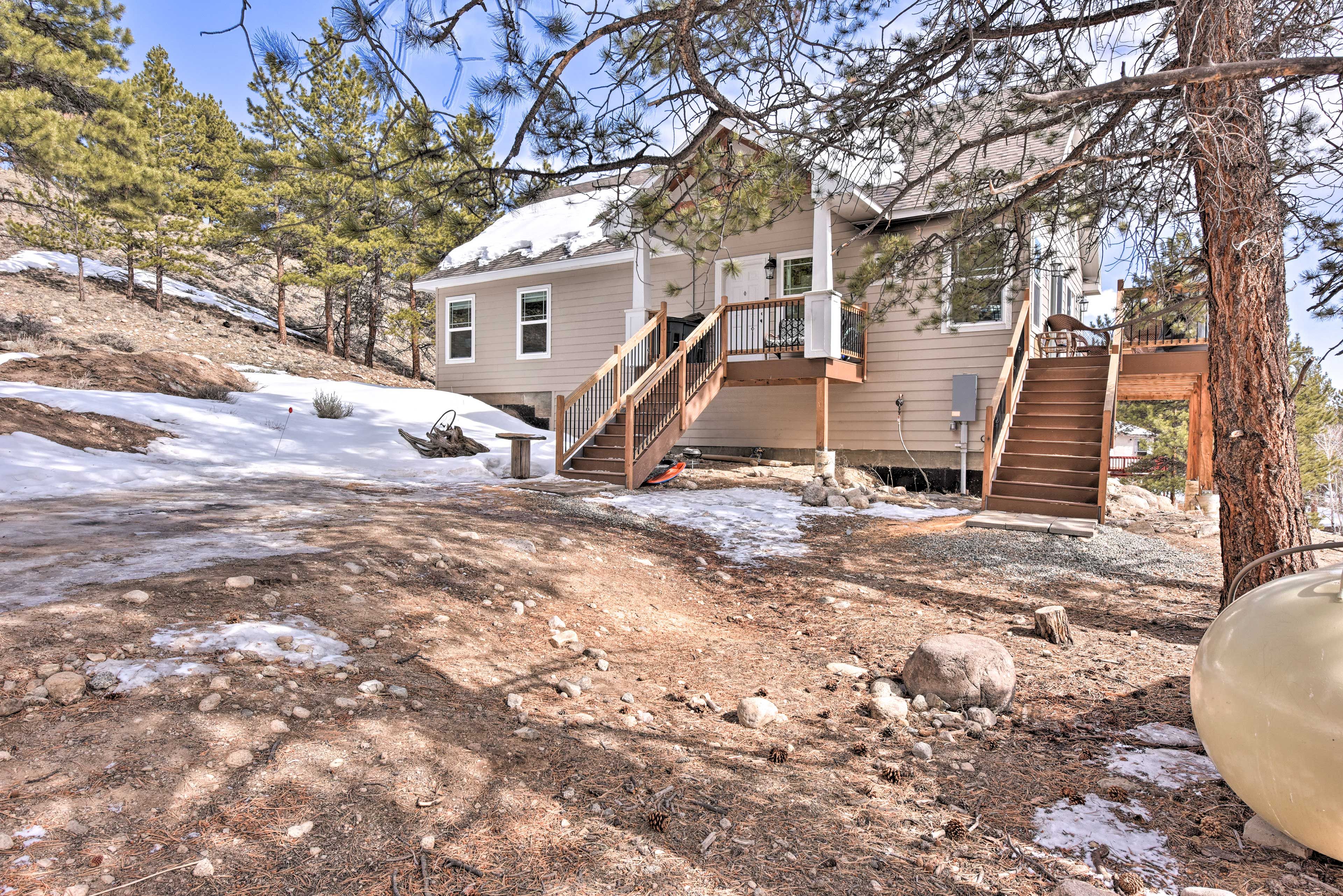 Cabin Exterior | Driveway Parking (4 Vehicles)