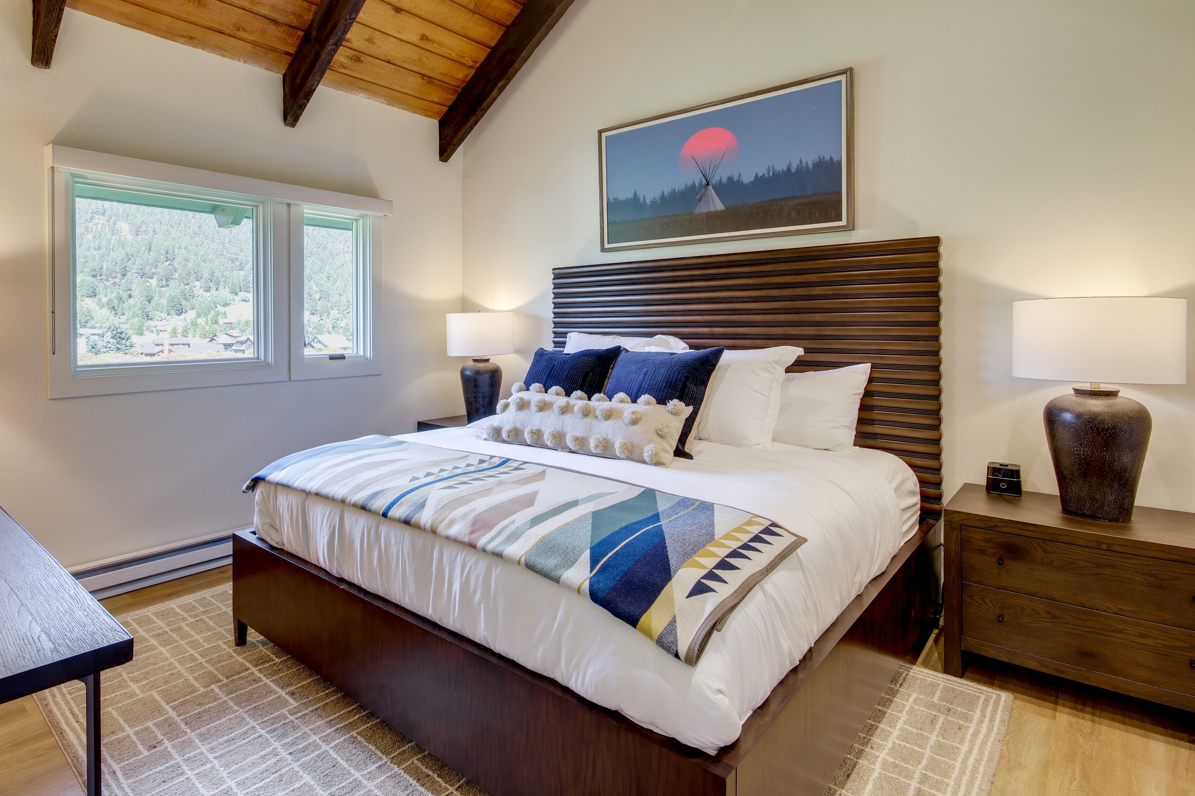 Bedroom 1 | King Bed | Linens Provided