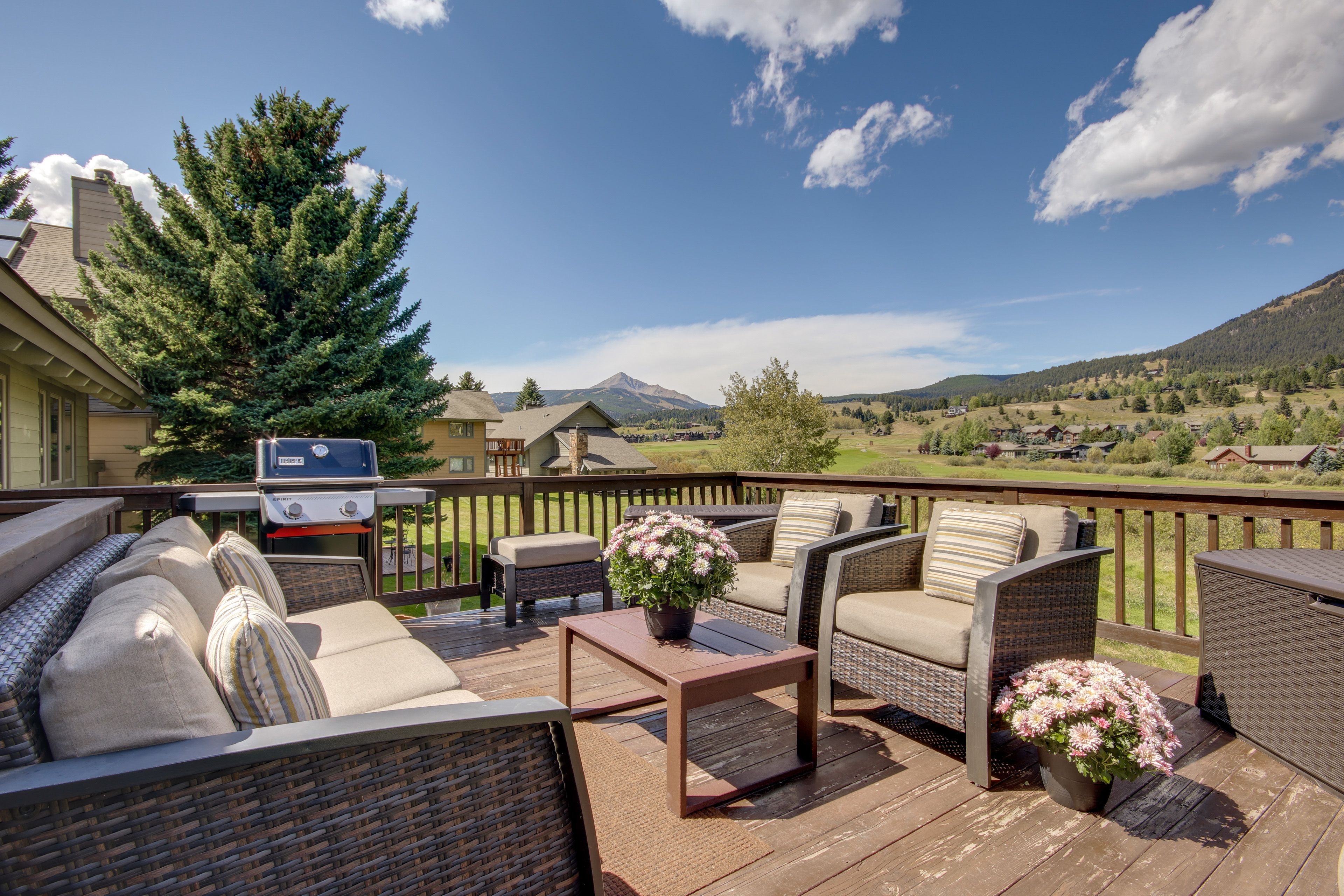 Big Sky Vacation Rental | 2BR | 2BA | 1,150 Sq Ft | Stairs Required