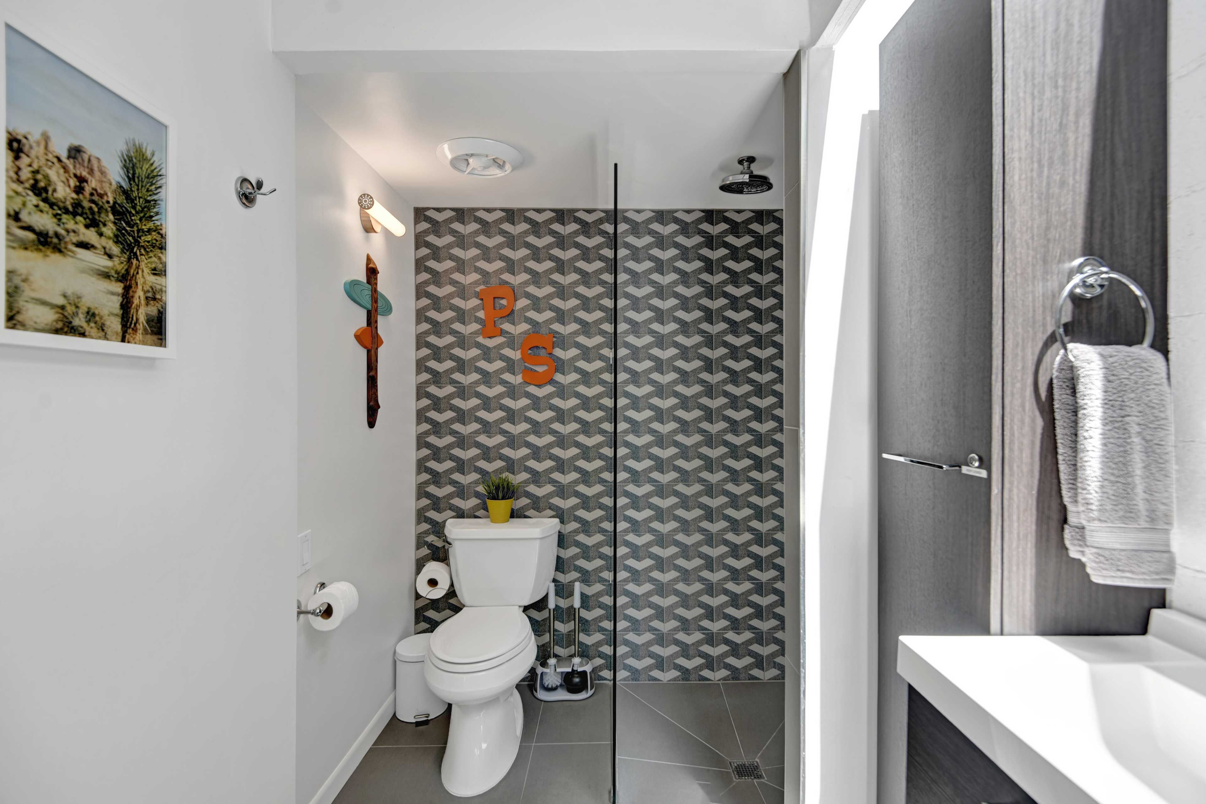Bathroom | Towels Provided