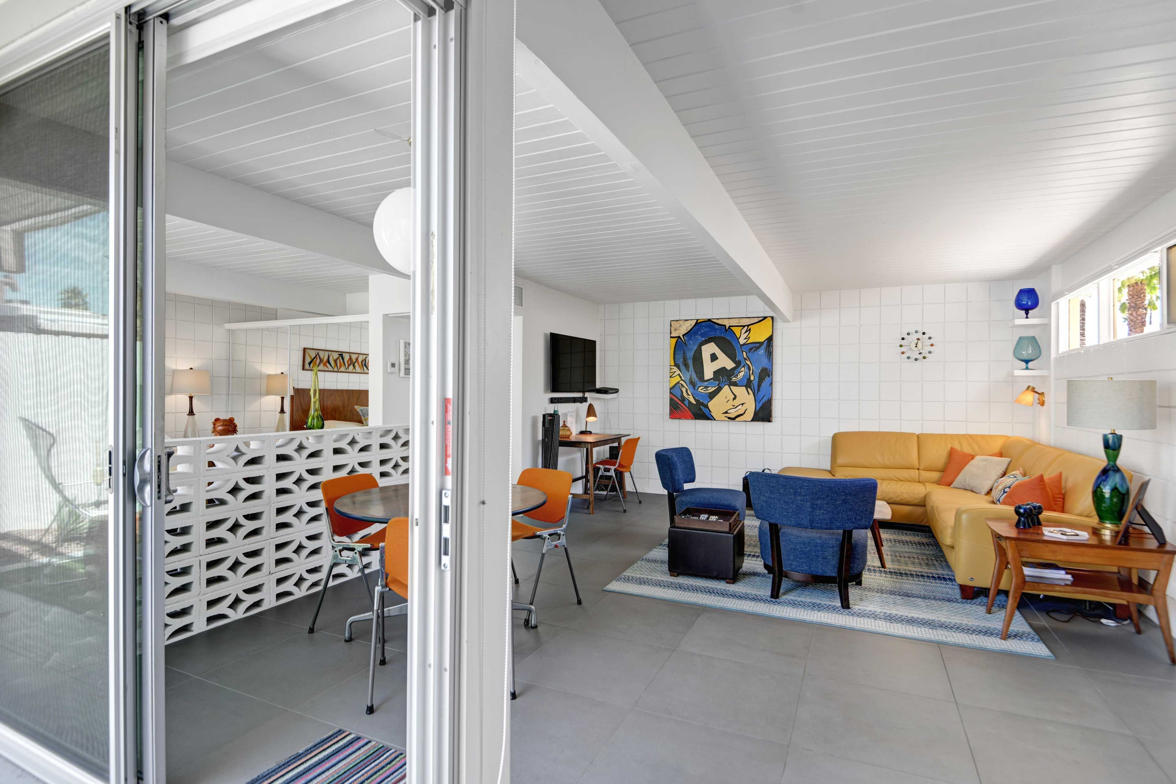 Living Room | Central A/C & Heat | Free WiFi