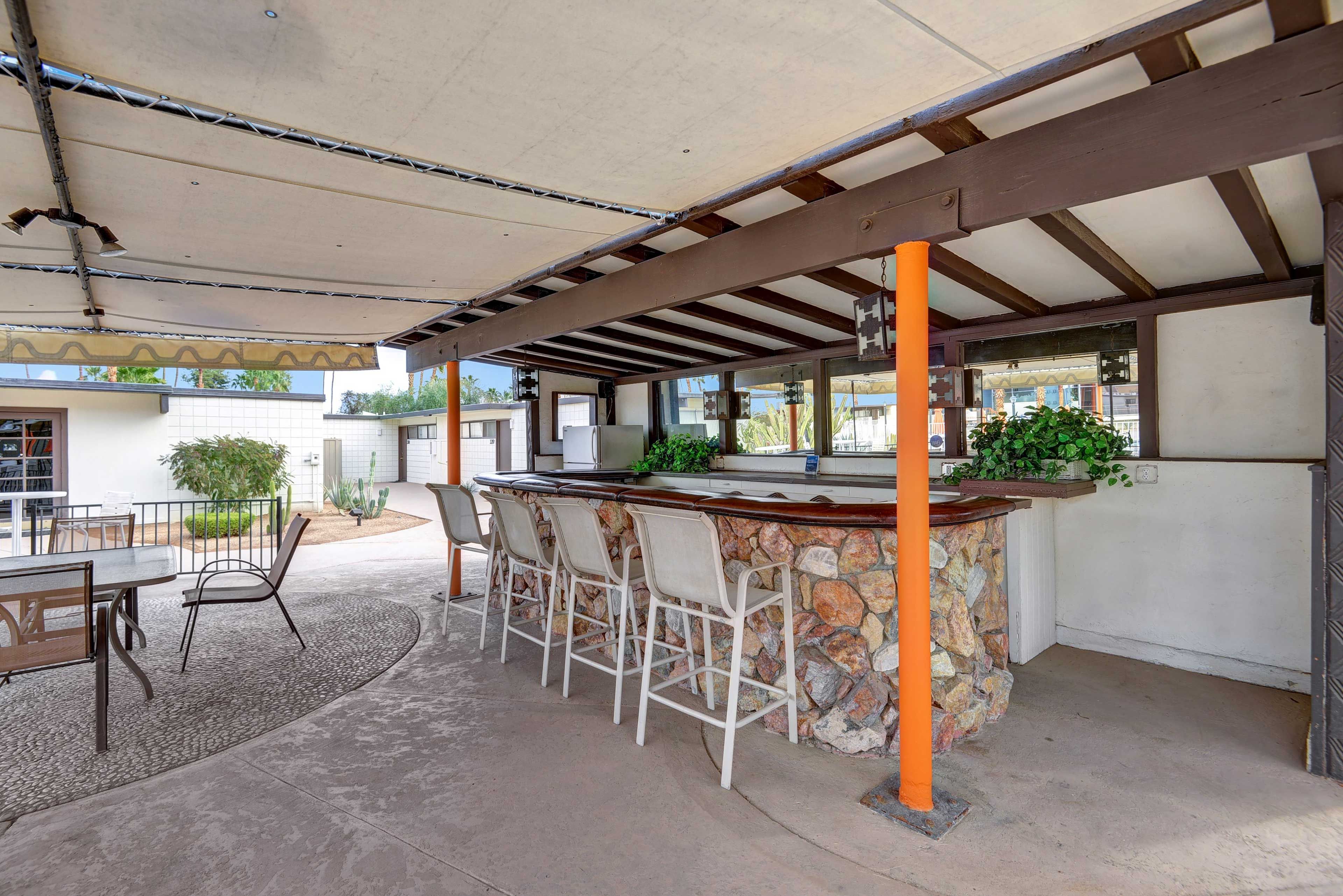 Community Area | Outdoor Pool & Hot Tub