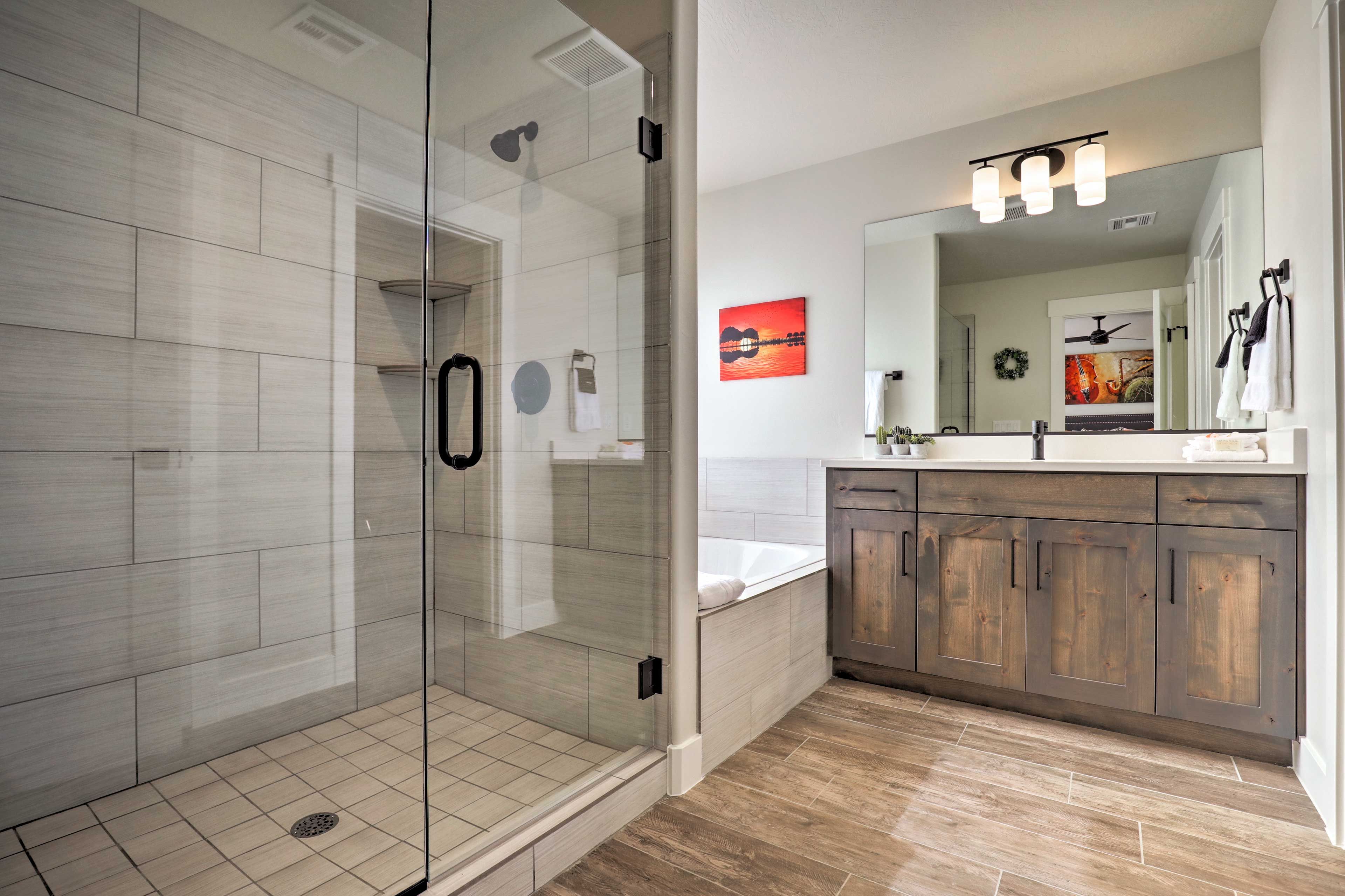 Enjoy the added luxury of a full en-suite bathroom.