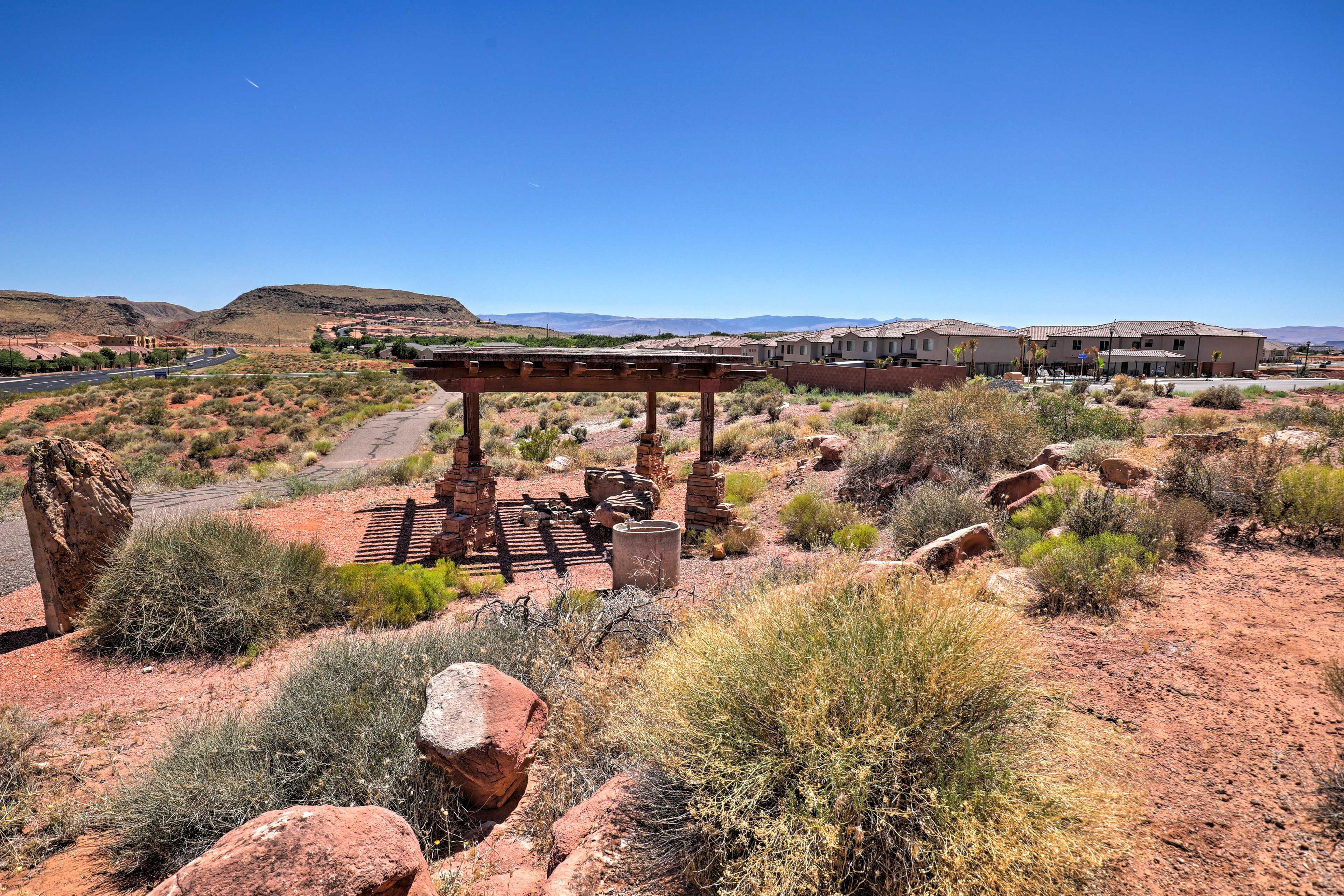 Be sure to take advantage of all that the Vida Sol community has to offer!