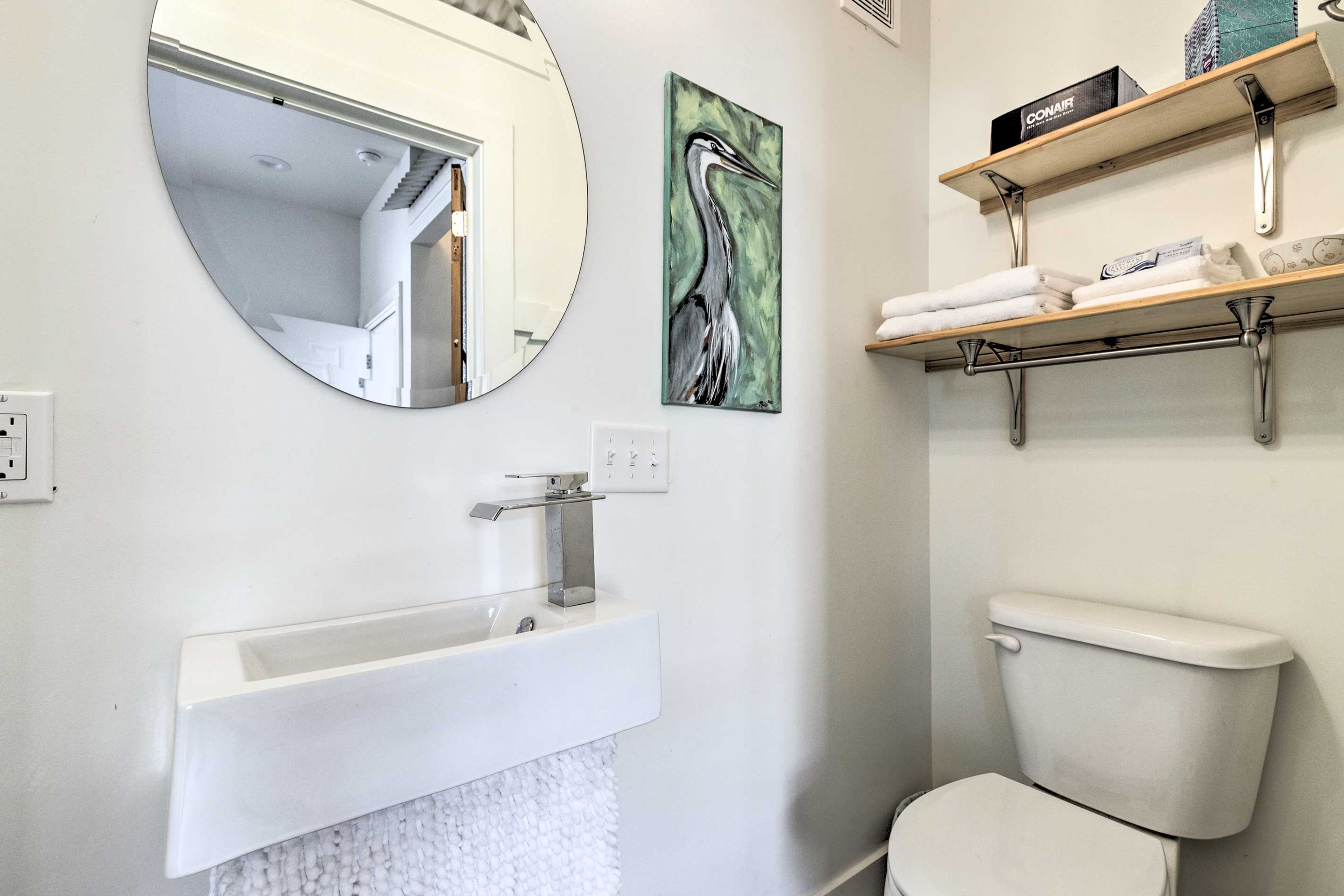 Full Bathroom