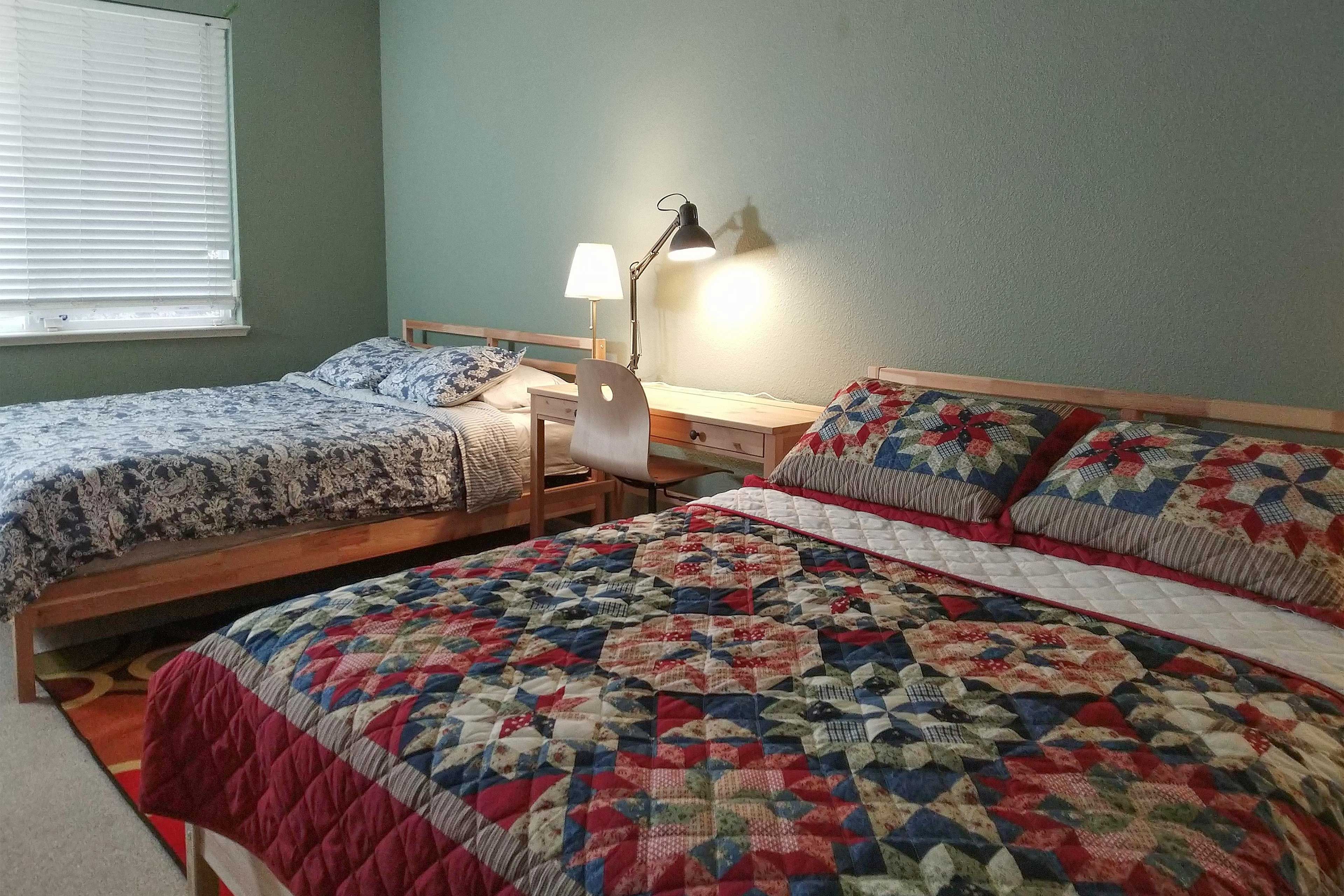 This room offers 2 queen beds.