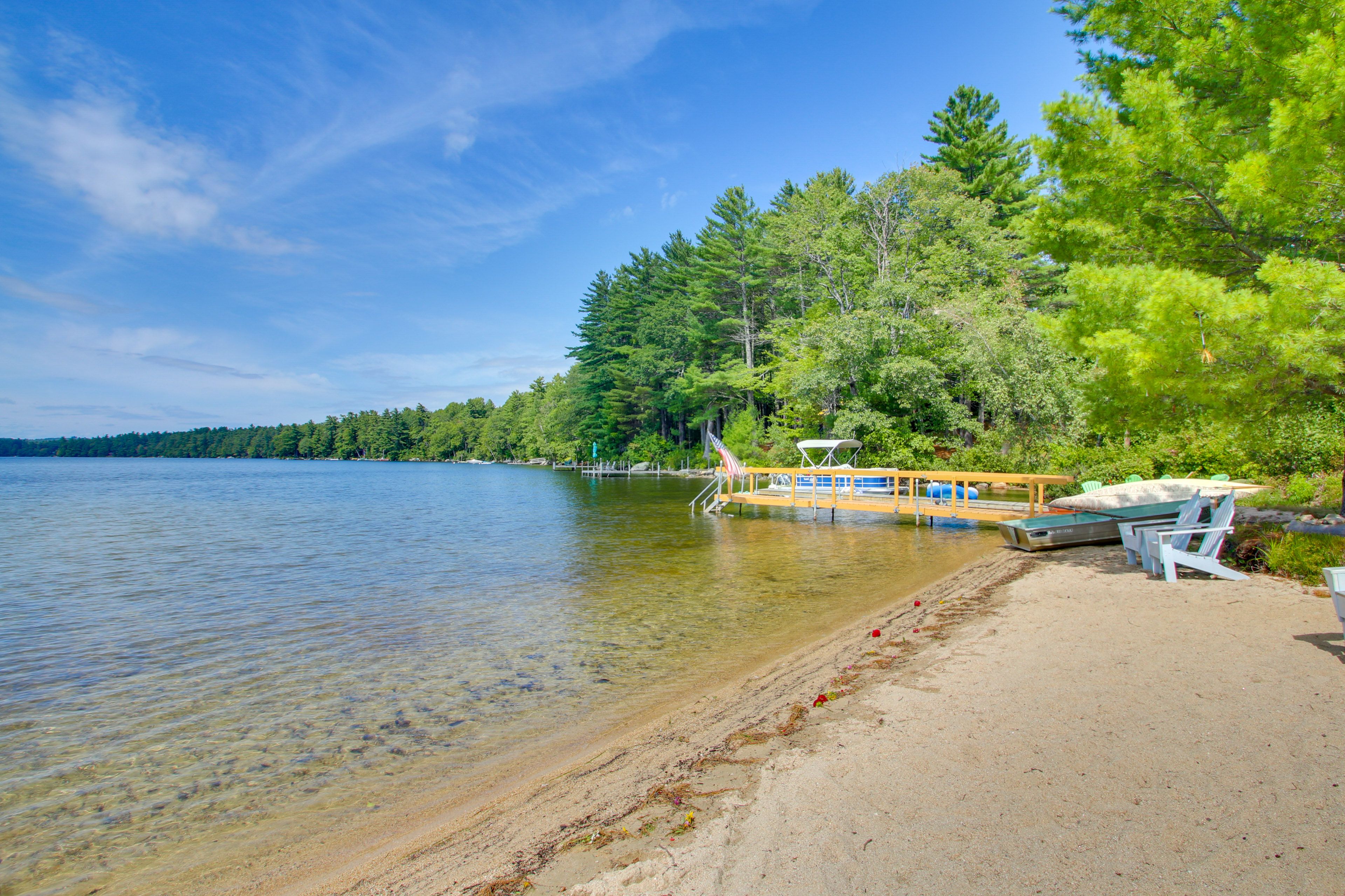 Raymond Vacation Rental | 2BR | 1BA | 672 Sq Ft | Stairs Required