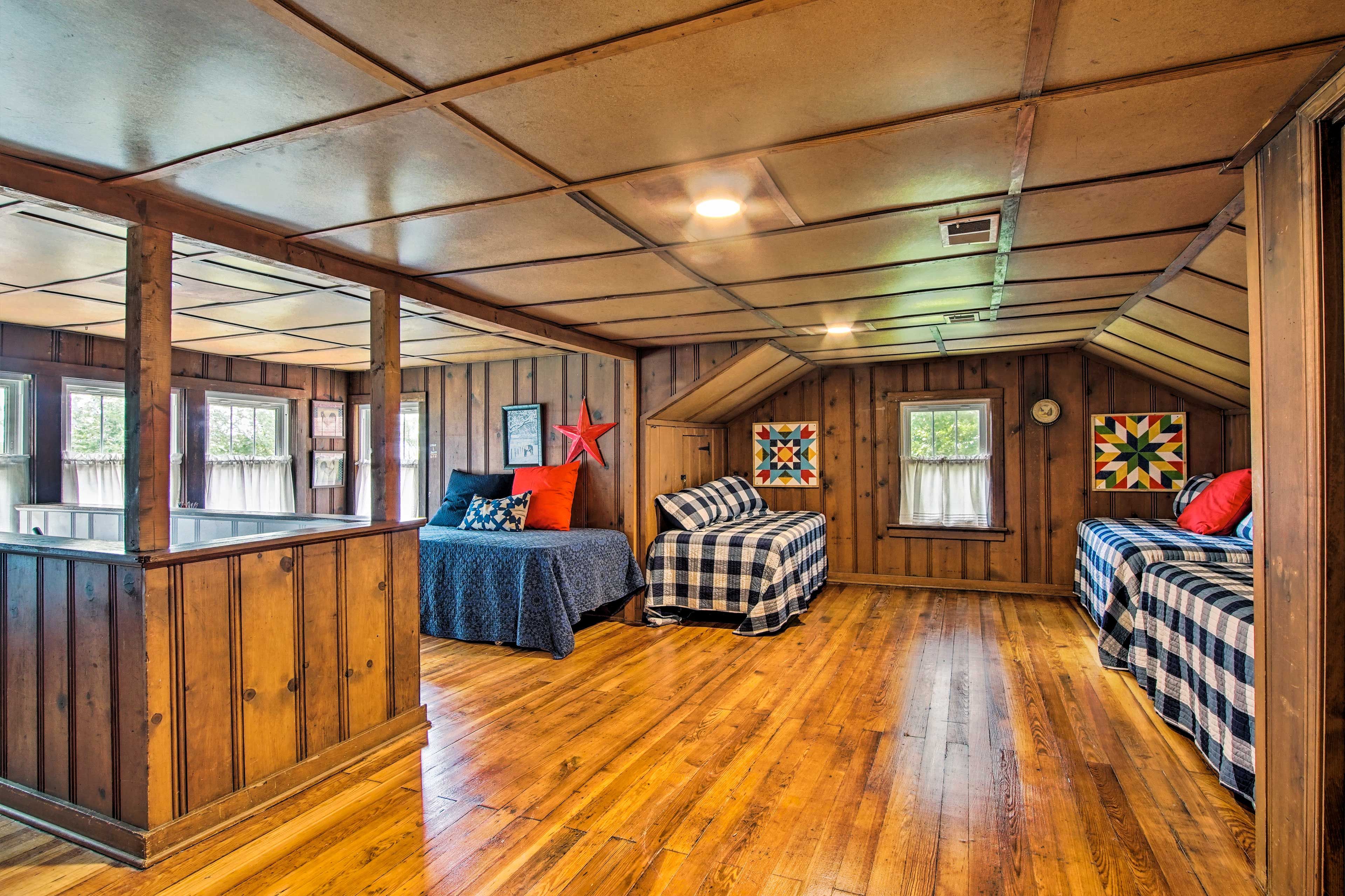 Bedroom 3 | 4 Twin Beds