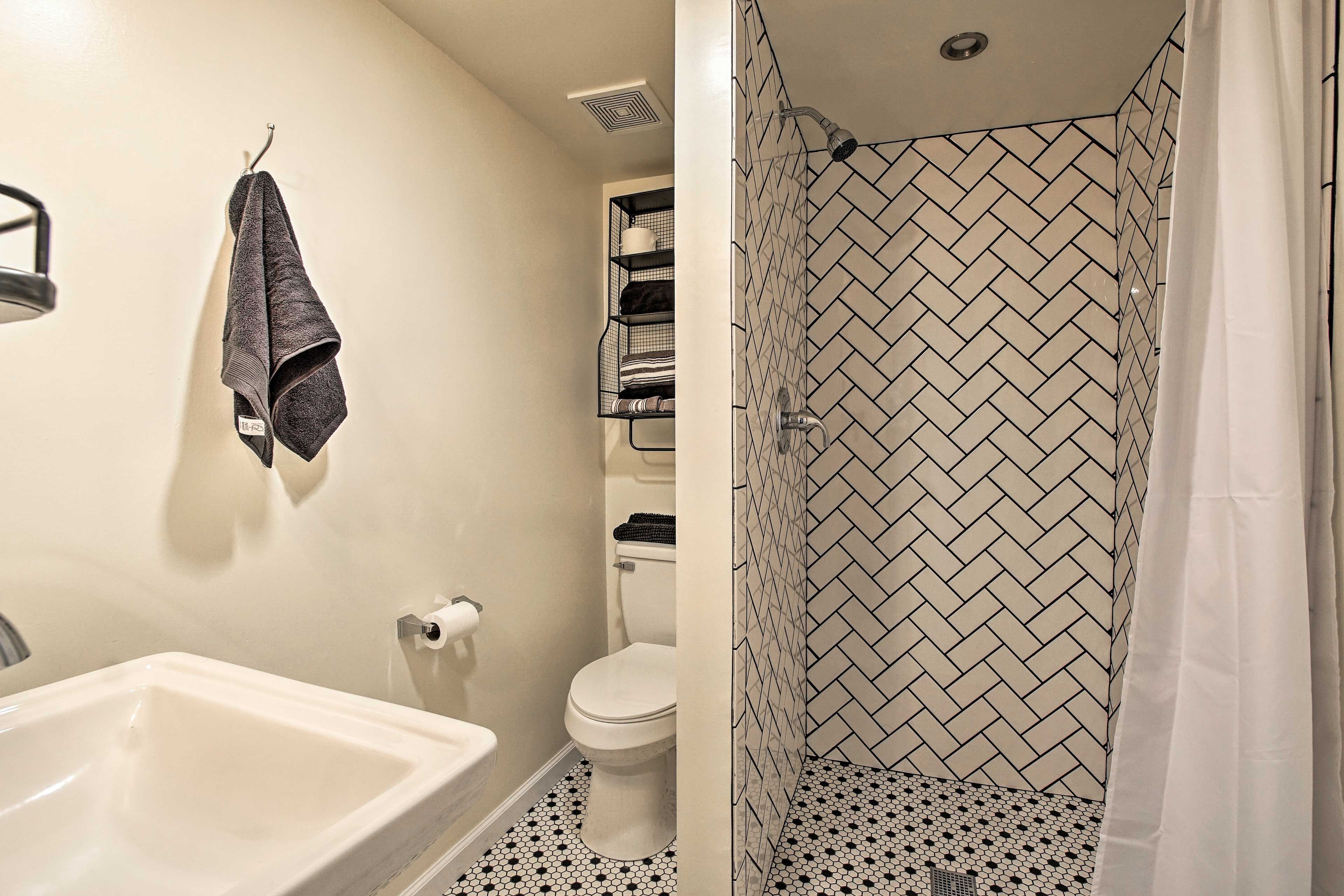Bathroom | Towels Provided