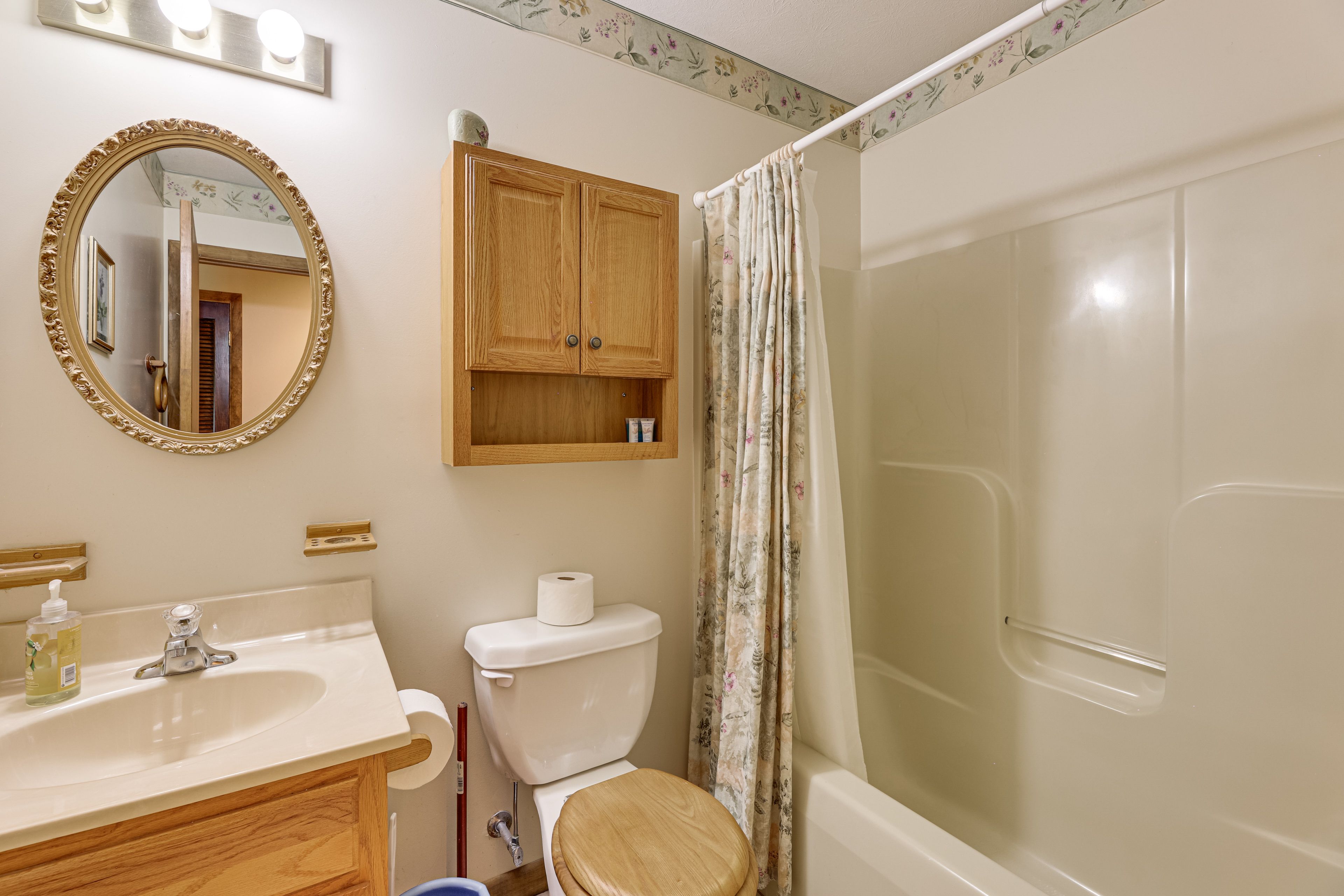 Bathroom | Towels Provided