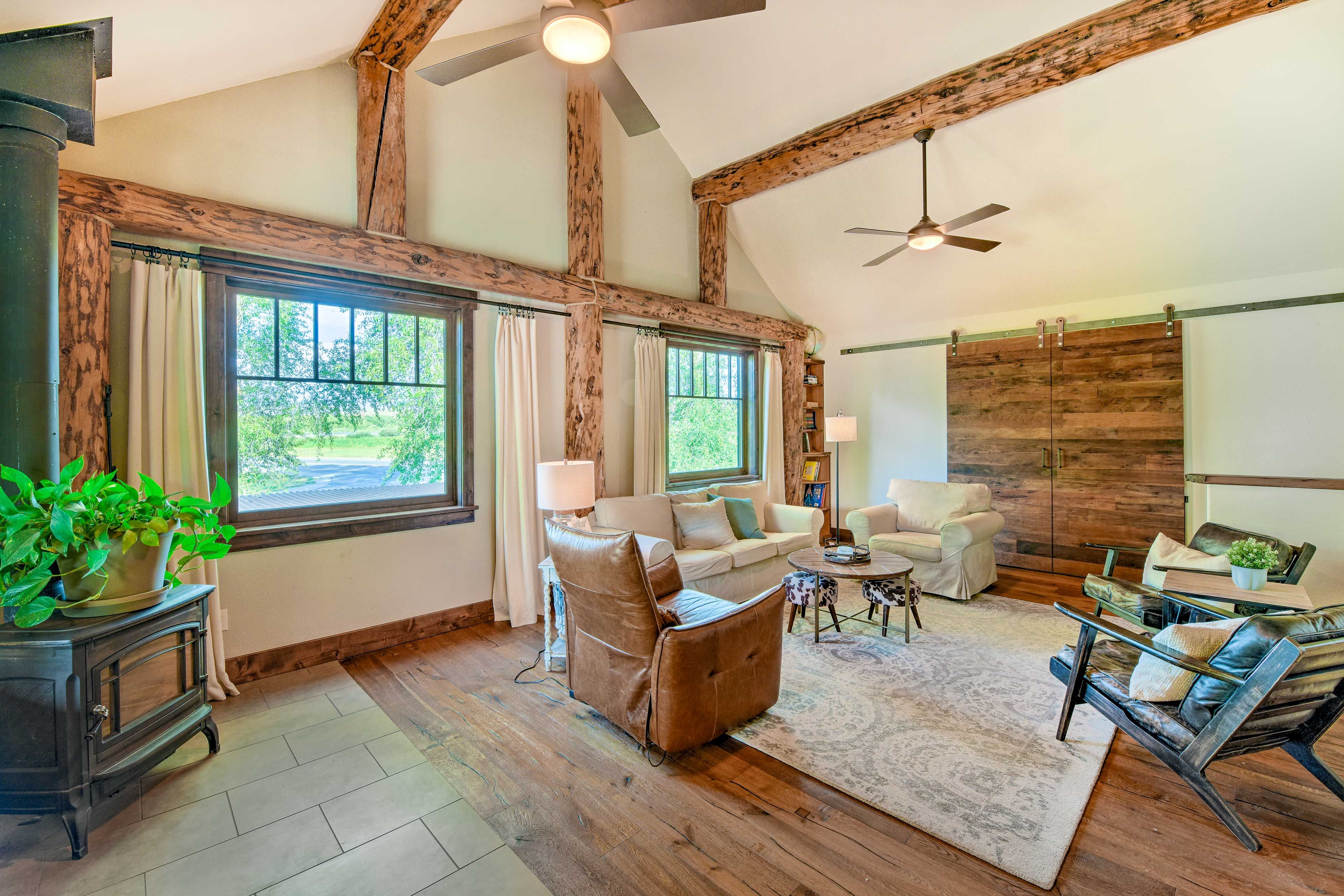 Living Room | Ceiling Fans | Sliding Barn Doors
