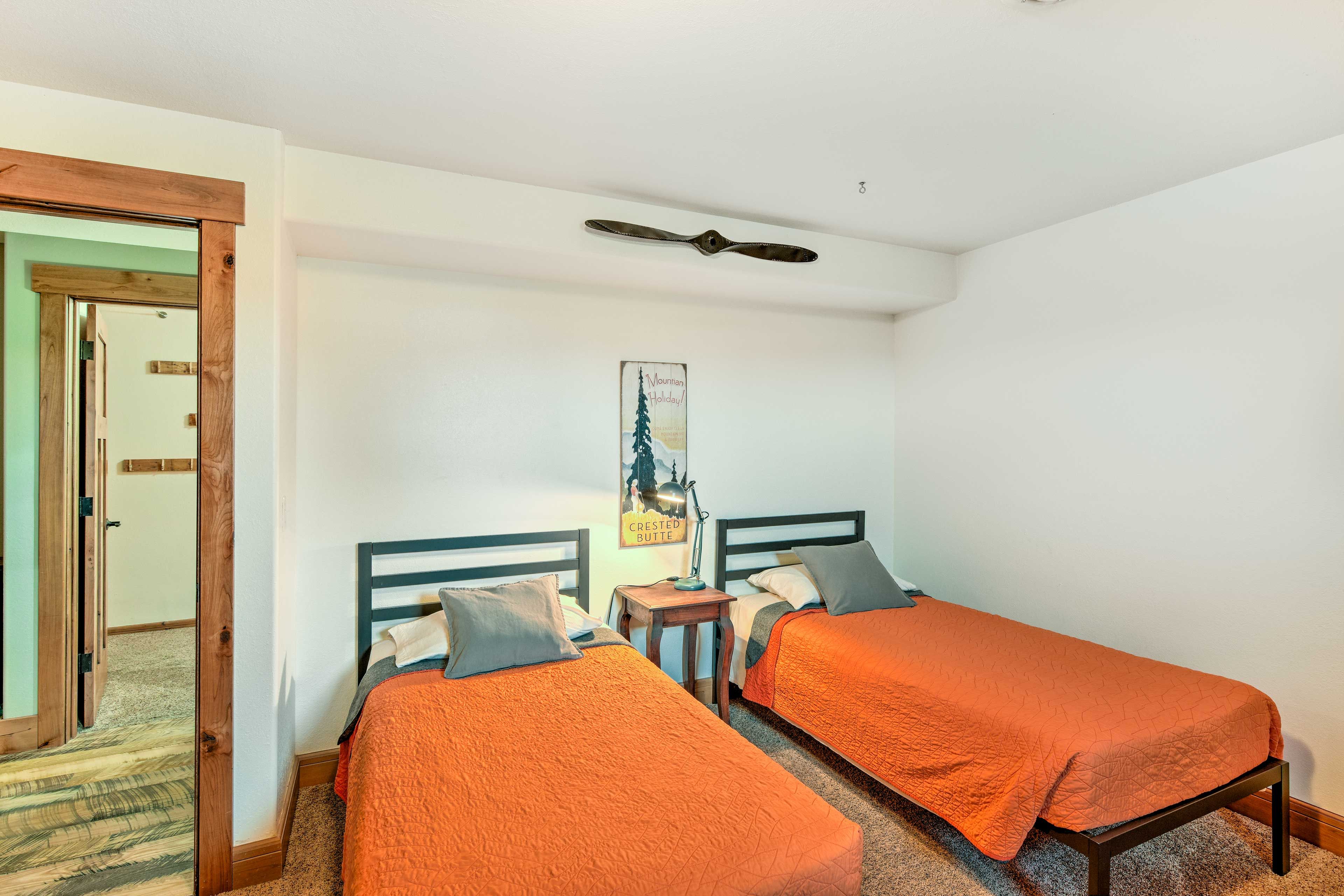Bedroom 4 | 2 Twin Beds