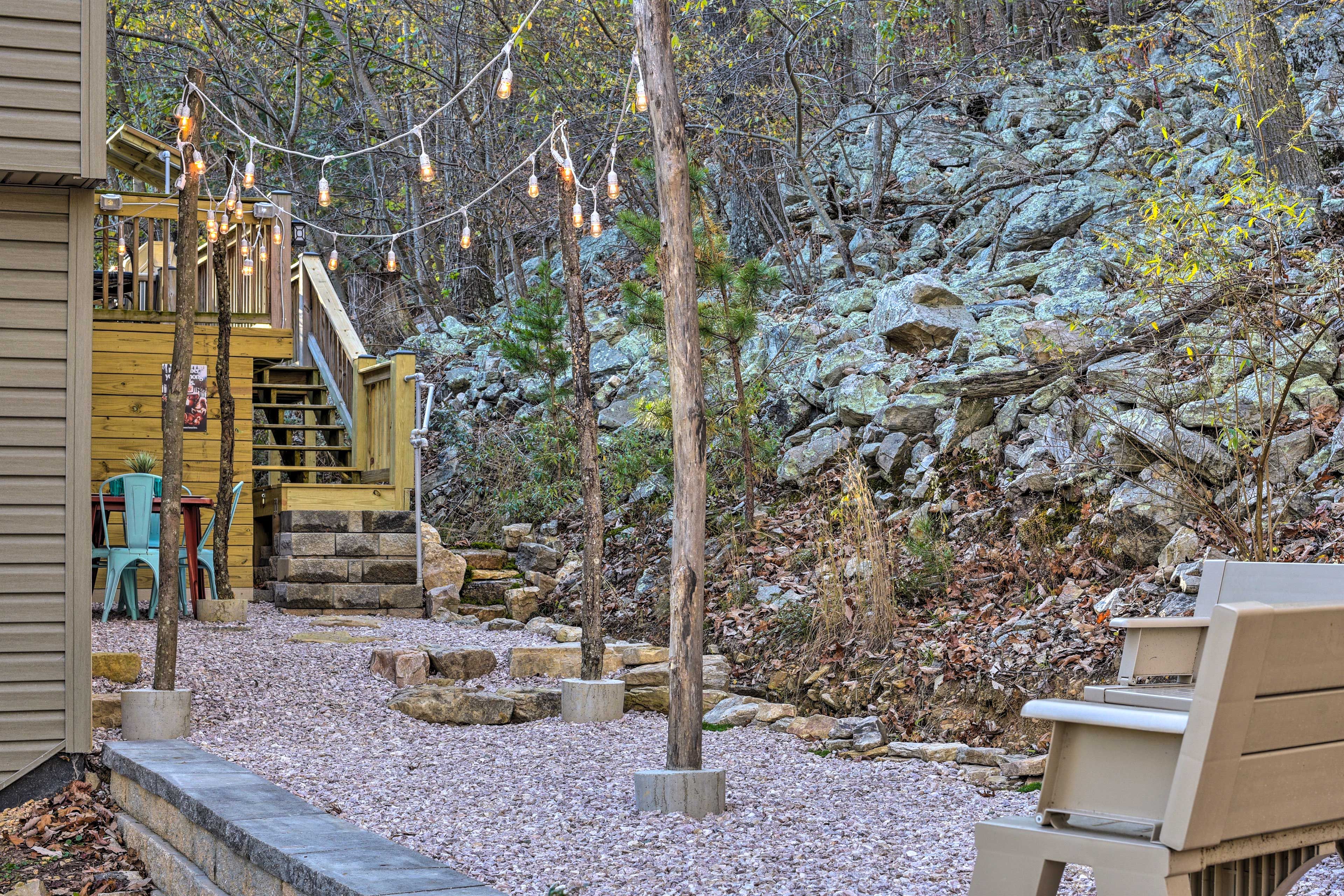 Back Yard | Al Fresco Dining Area