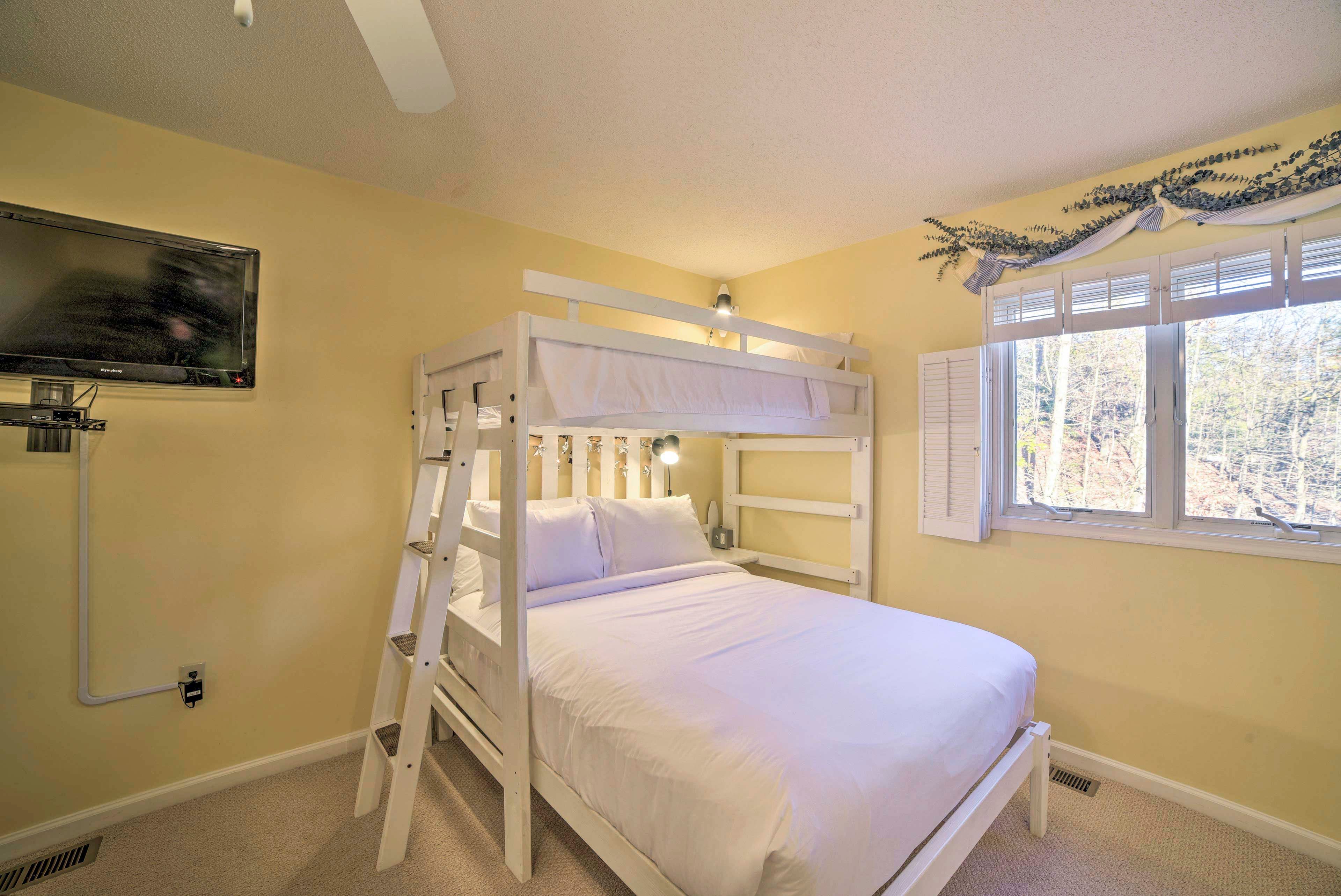 Bedroom 5 | Twin/Full Bunk Bed, Twin Bed, Full Bed | 2nd Floor