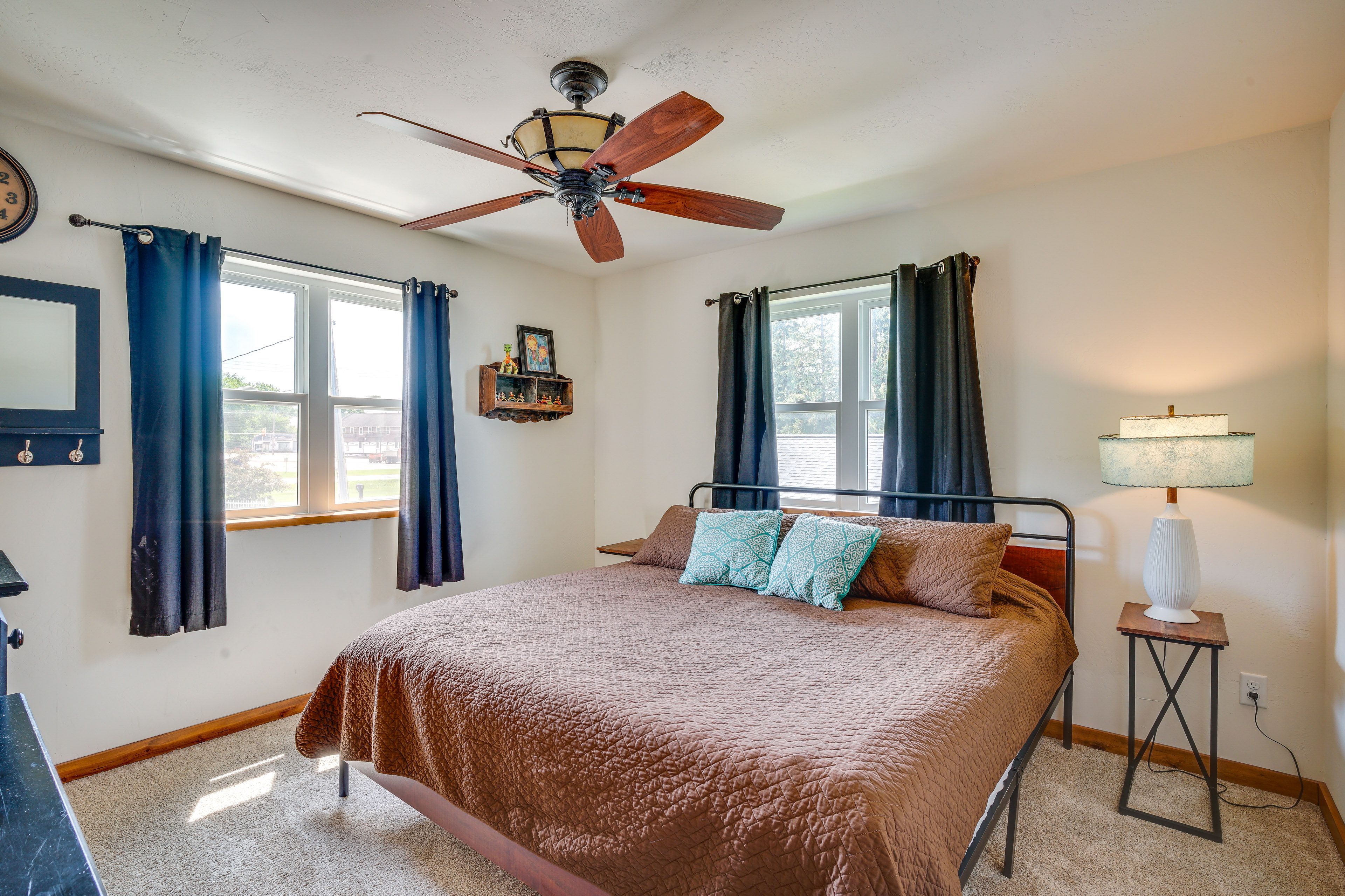 Bedroom 2 | King Bed