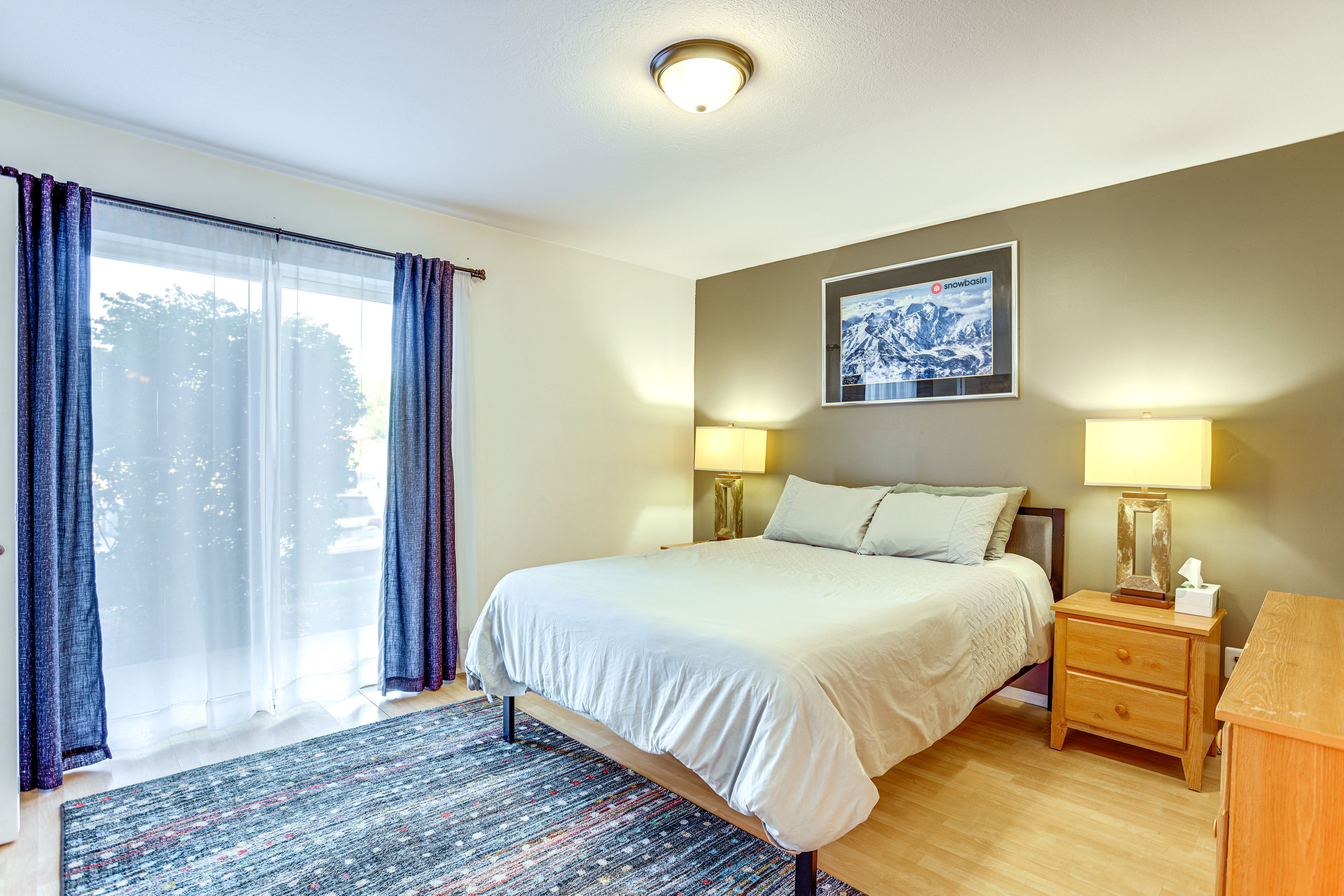 Bedroom | Queen Bed | Stairs Access Only