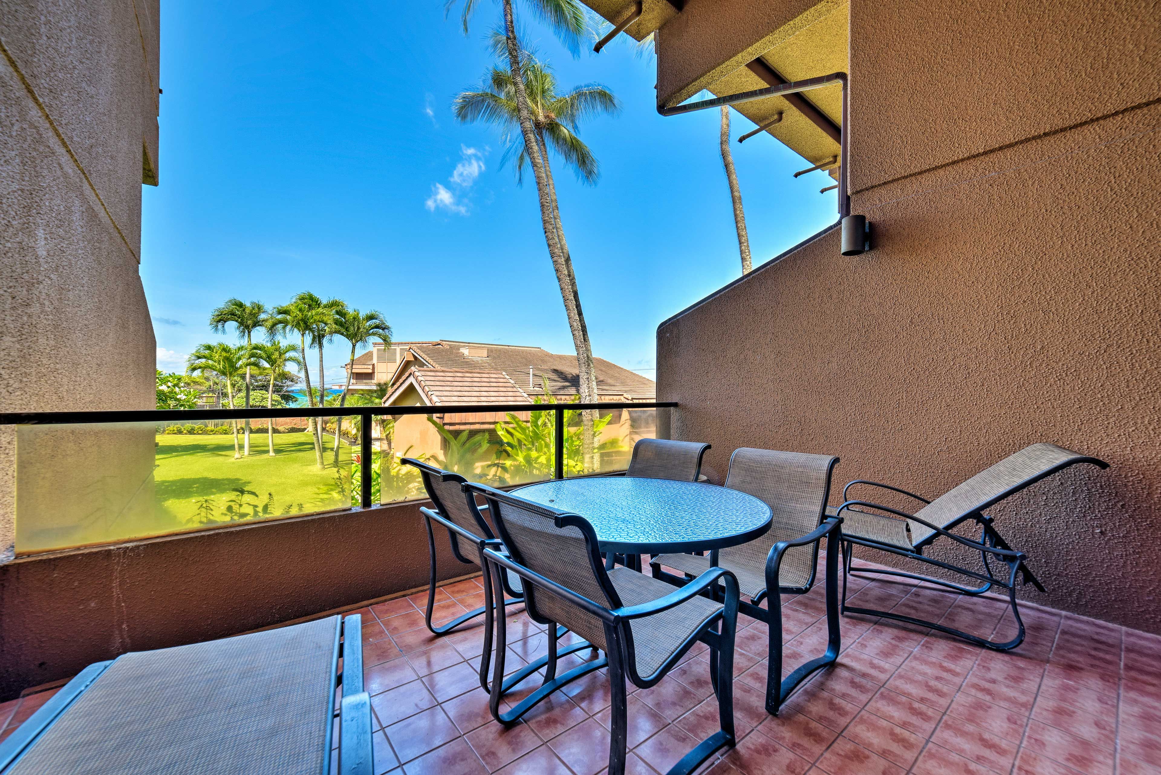 Balcony | Outdoor Dining Area | A/C Unit