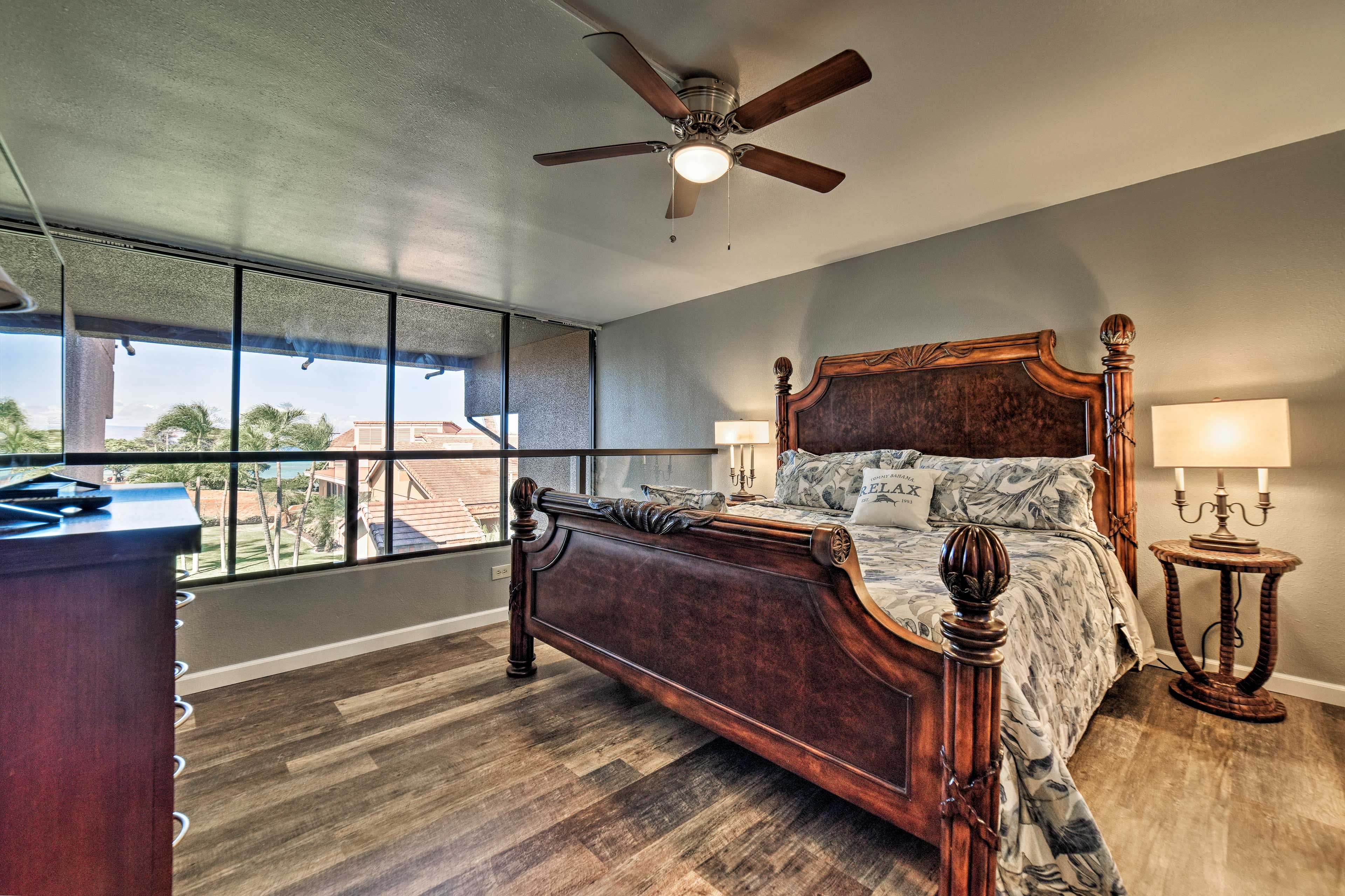 Bedroom 1 | King Bed