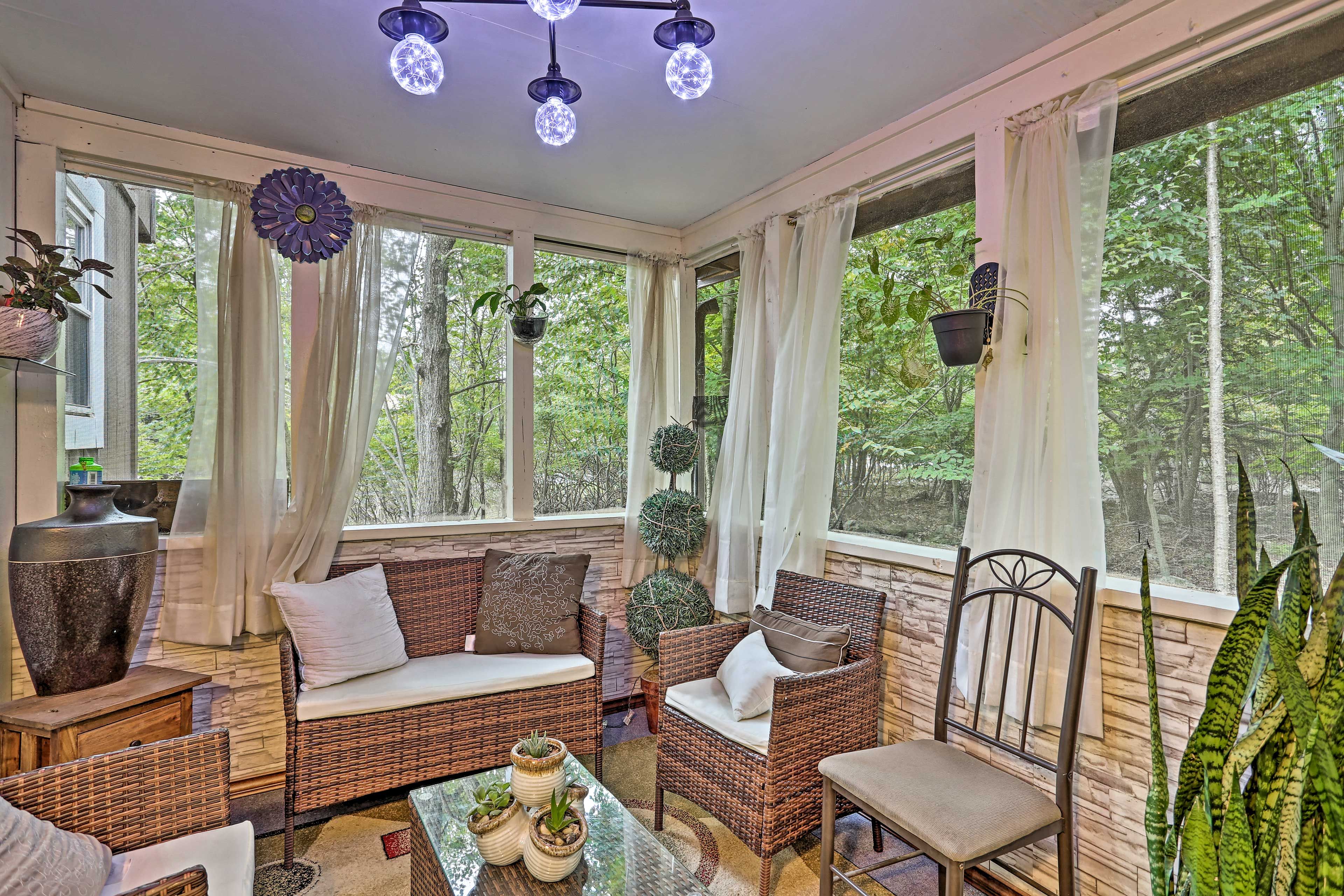 Screened Porch