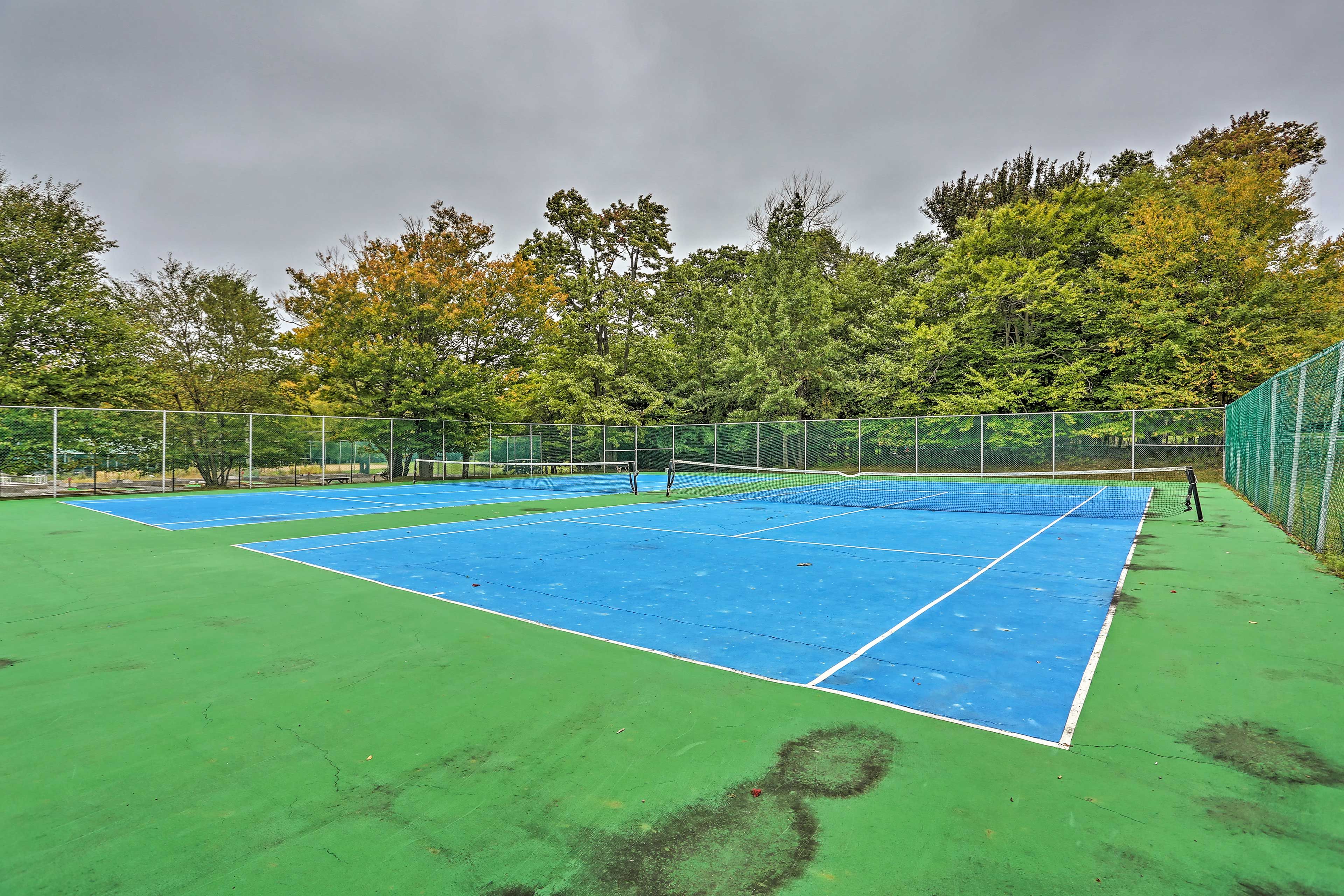 Community Amenities | Tennis Court