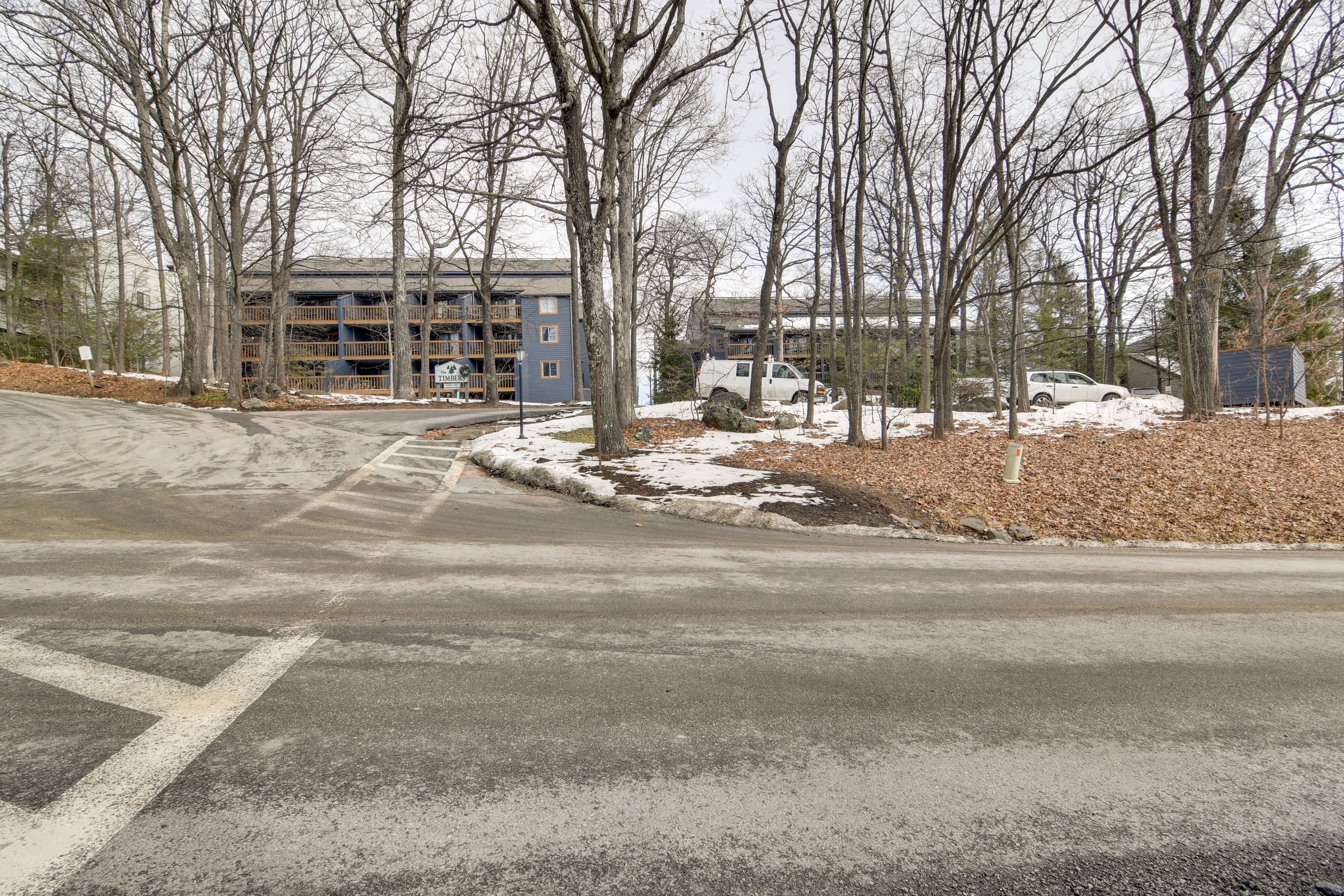 Parking | Open Community Lot