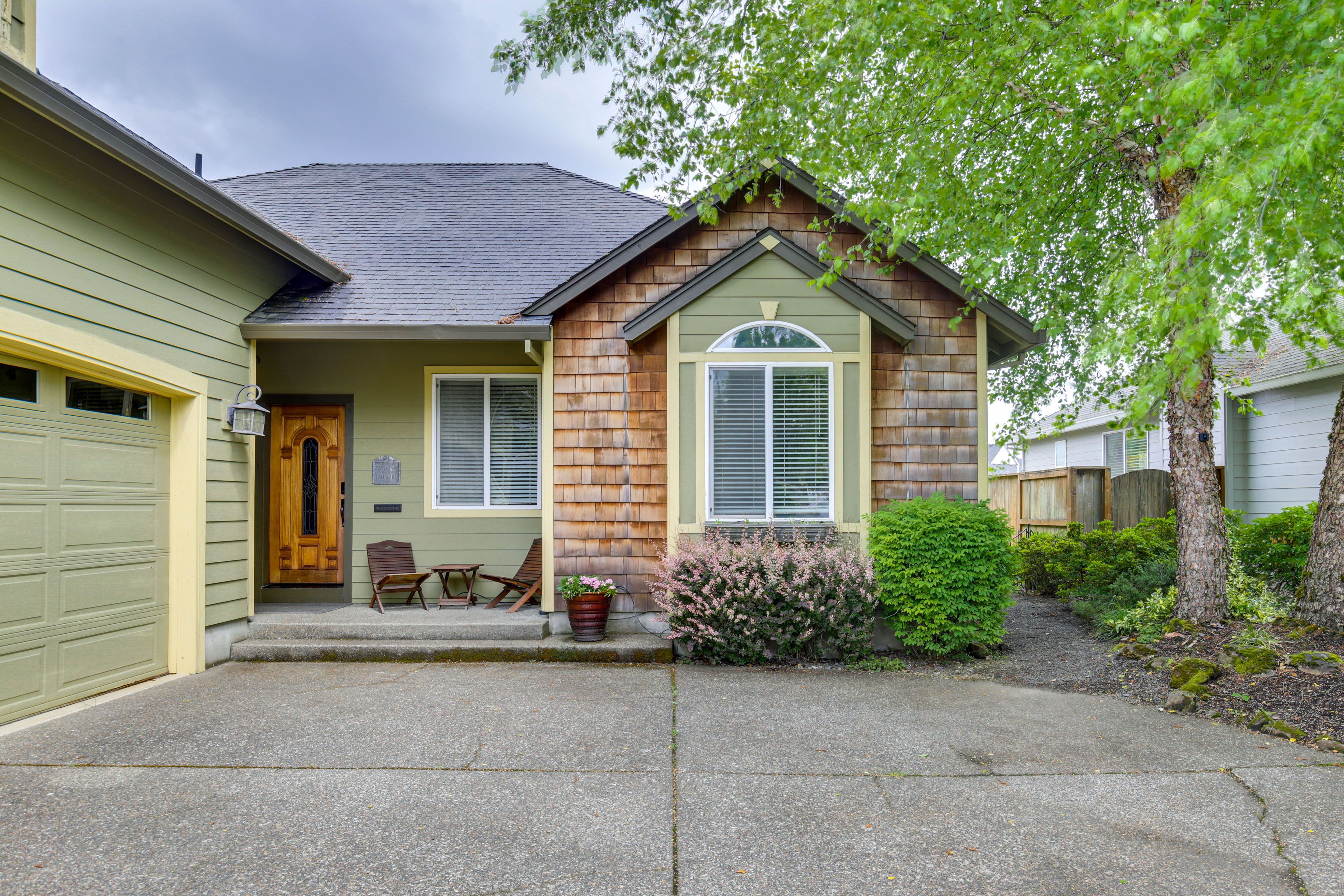 Front Entry | Porch w/ Seating