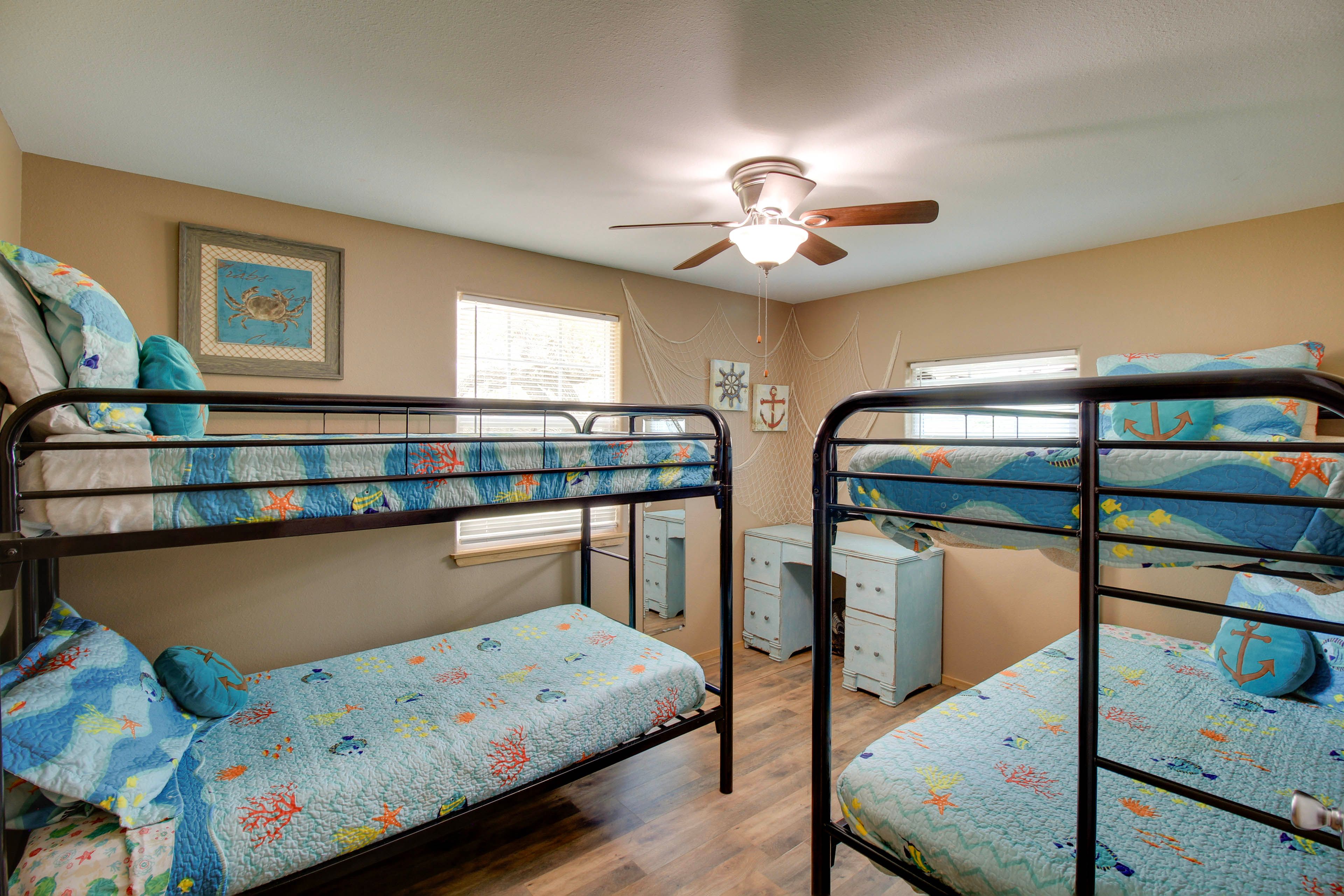 Bedroom 2 | 2 Twin Bunk Beds