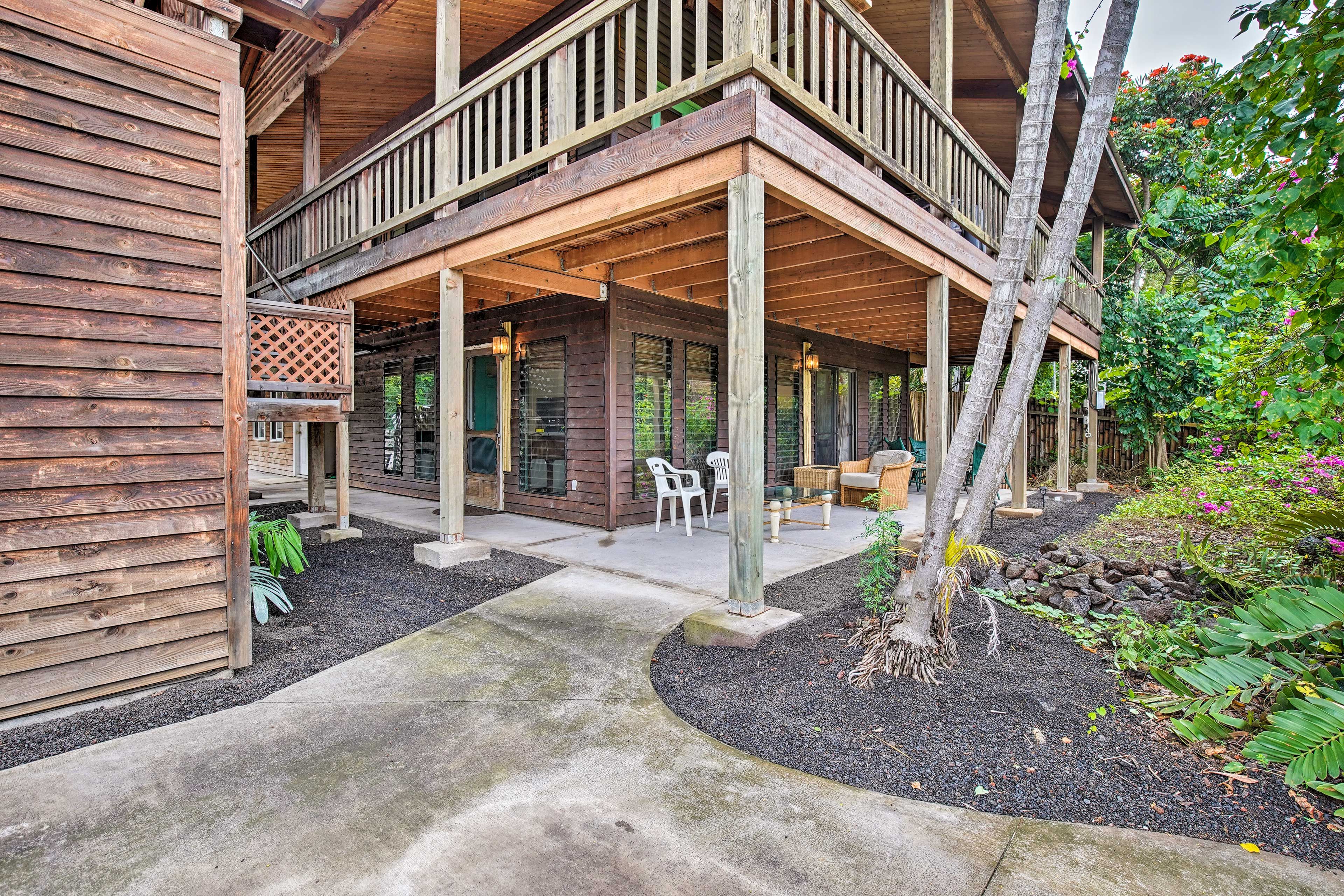 Exterior | Driveway Parking (1 Vehicle)