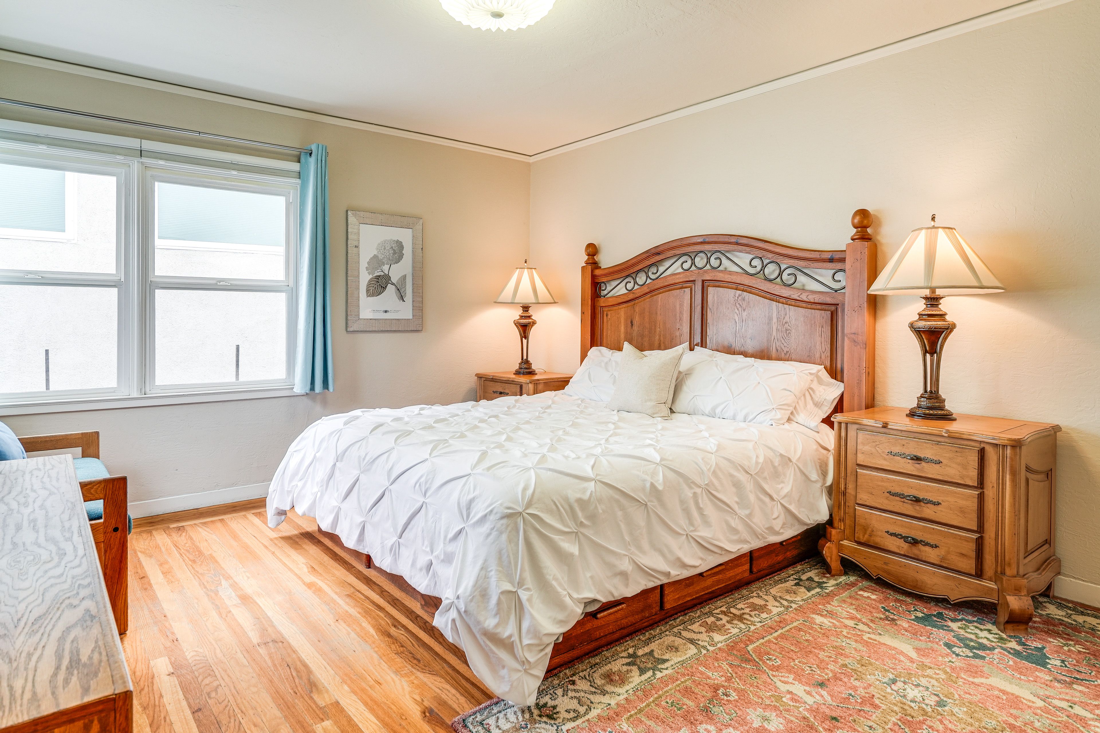 Bedroom 1 | California King Bed