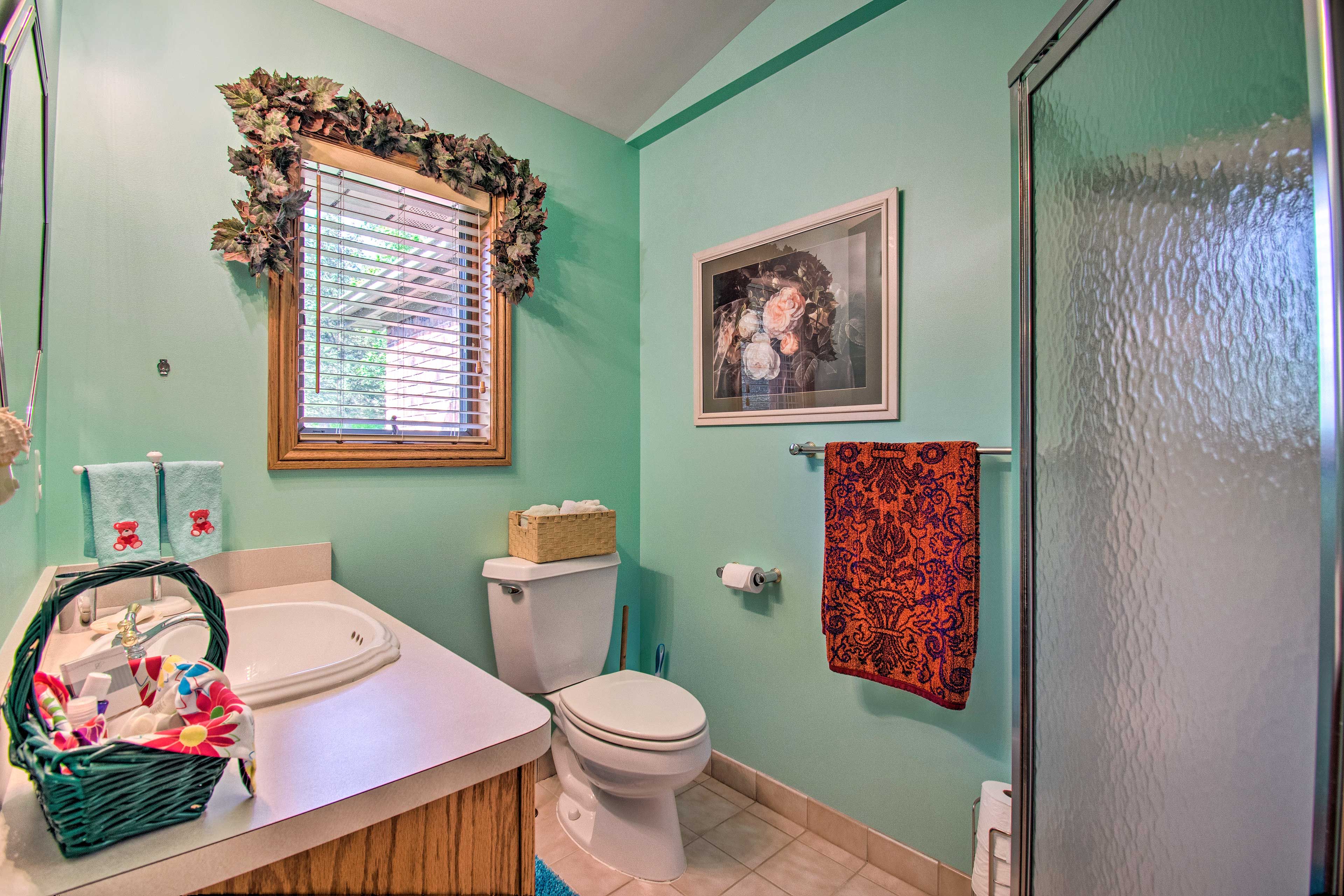 Get ready for the day in this cheery bathroom.